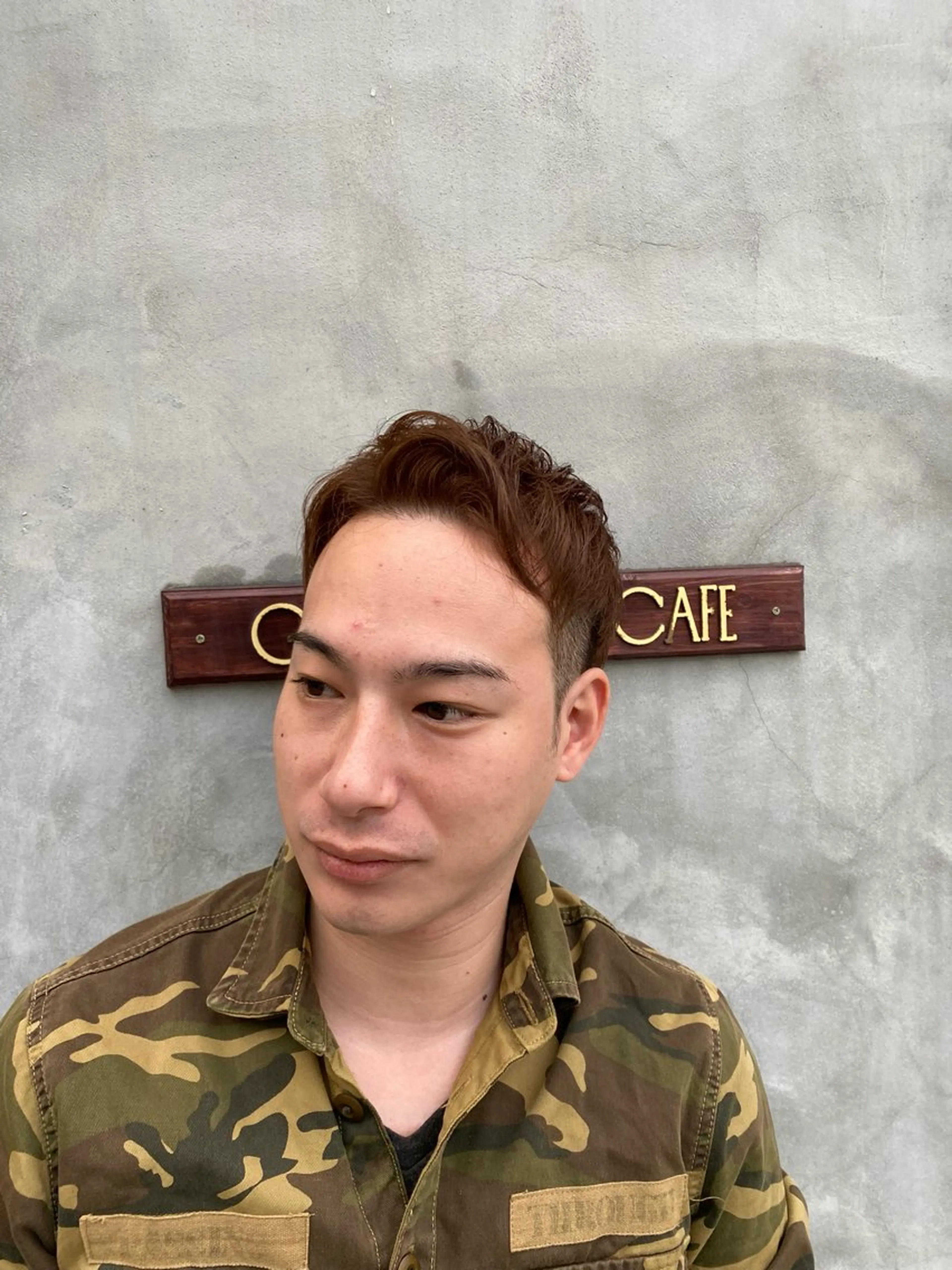 ショート カラー メンズ アップバング メンズショート ブラウンカラー ショートヘア カット ヘアカラー メンズカット/パーマ 福島区SOSOのヘアスタイル