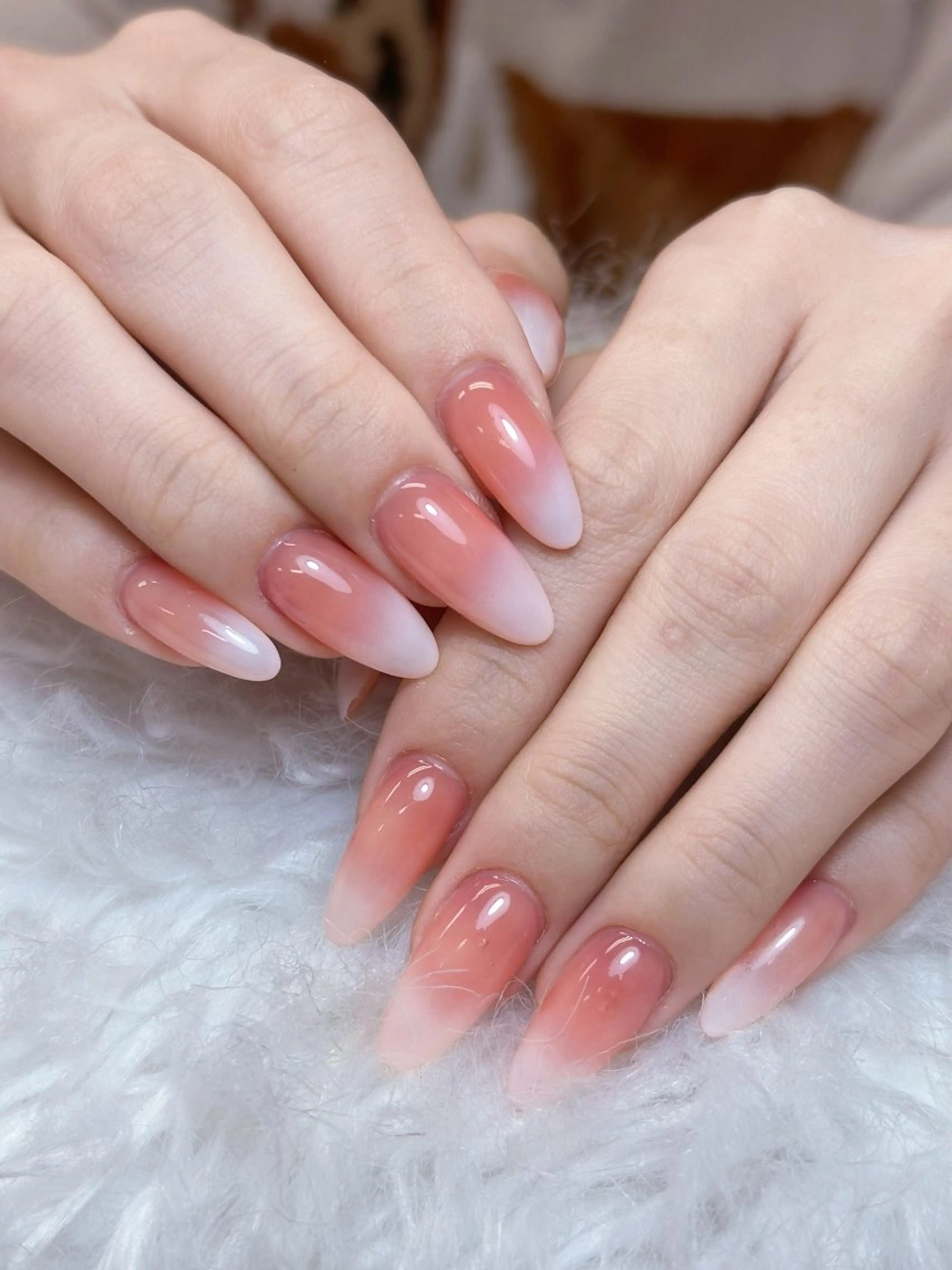 ネイル アートネイル ジェルネイル ニュアンスネイル シンプルネイル ネイルチップ ハンドネイル Nienail_ Luxeのネイルデザイン