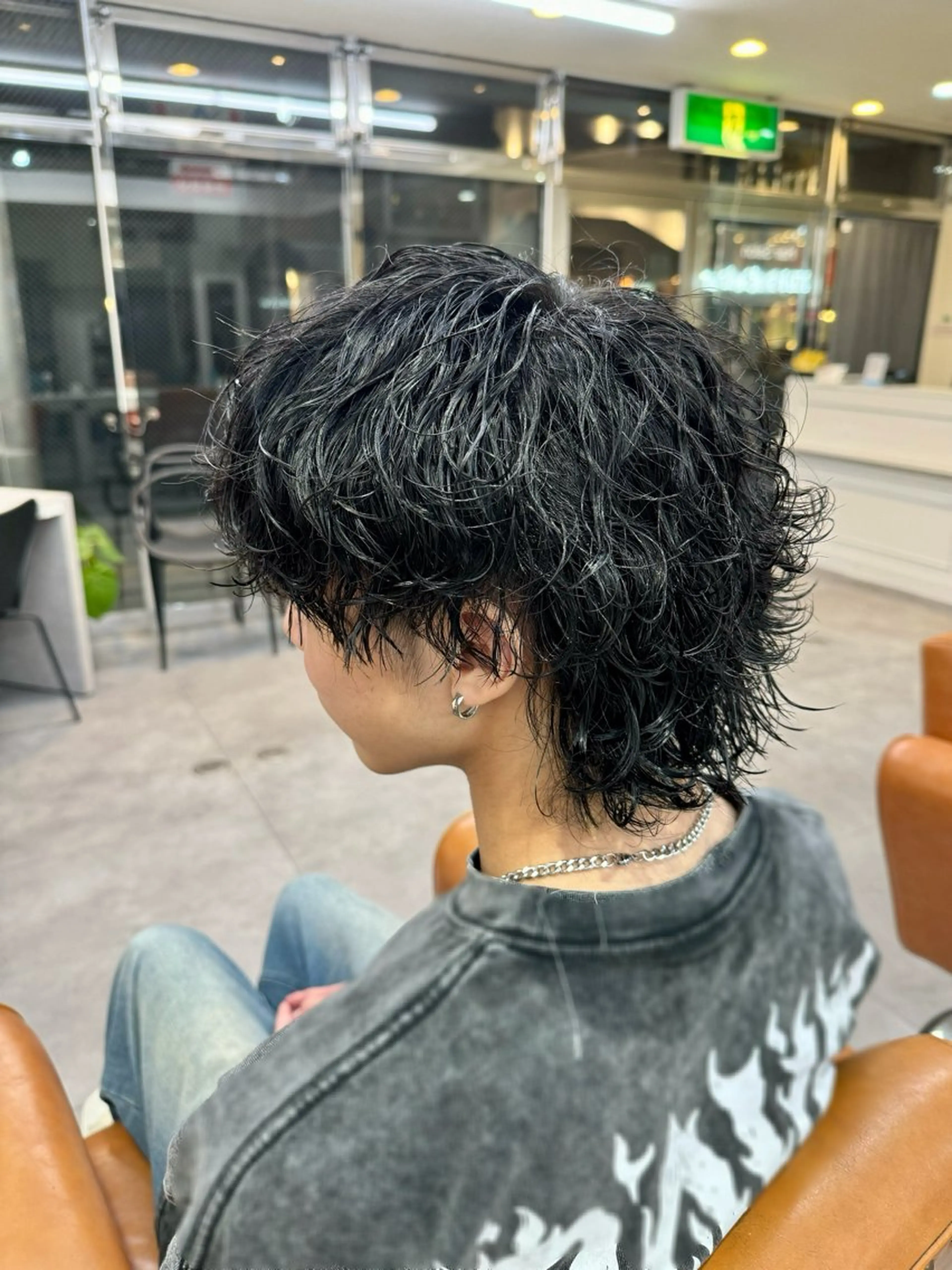 ミディアム パーマ メンズ ミディアムパーマ センターパート フェードカット マッシュ メンズパーマ カット ヘアカラー パーマ パーマ/京都駅 /メンズ/藤井 翔のヘアスタイル