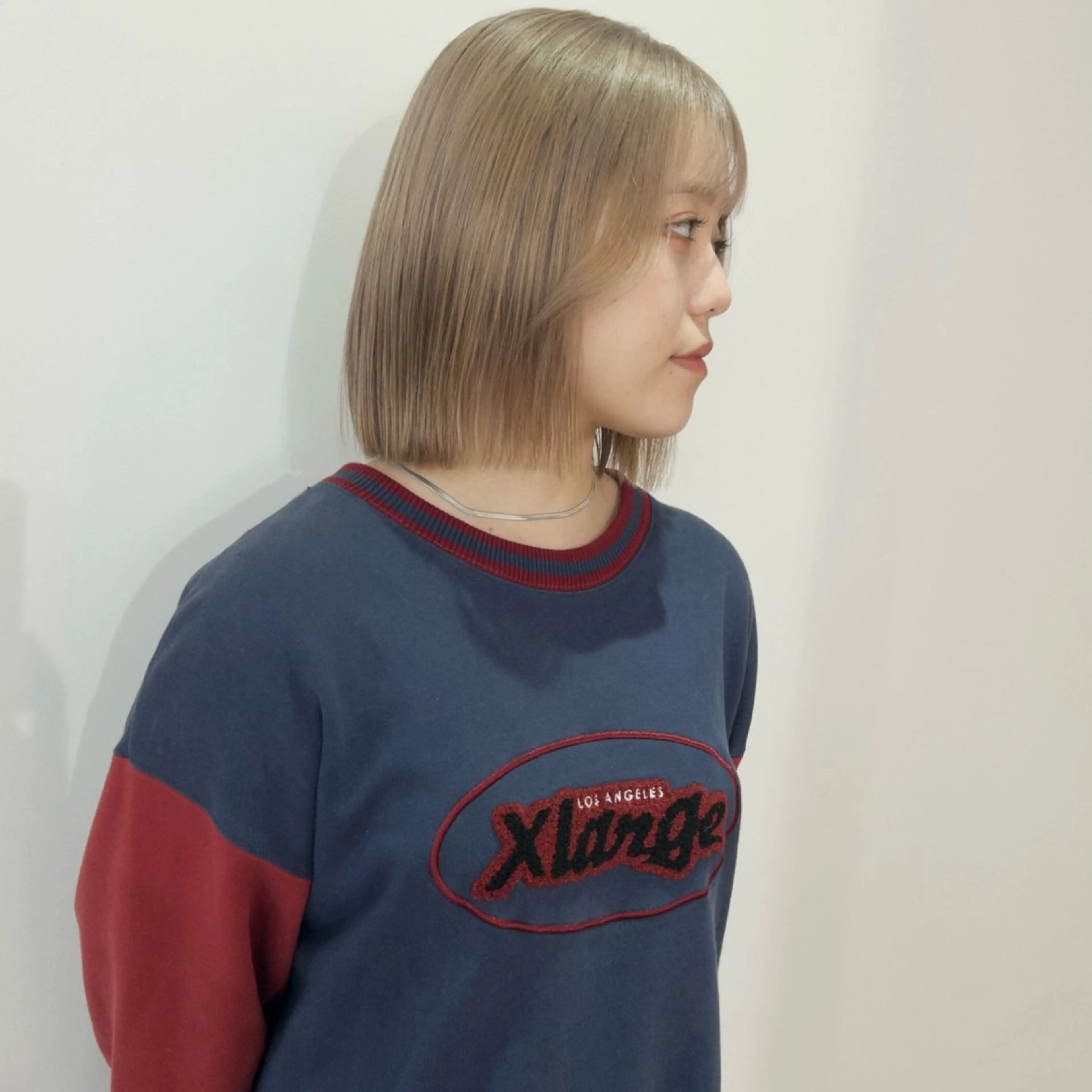 ミディアム カラー 透明感カラー ハイトーンカラー 顔まわりレイヤー 顔周りカット レイヤーカット ヘアカラー トリートメント nonoka オリーブ/レイヤーのヘアスタイル