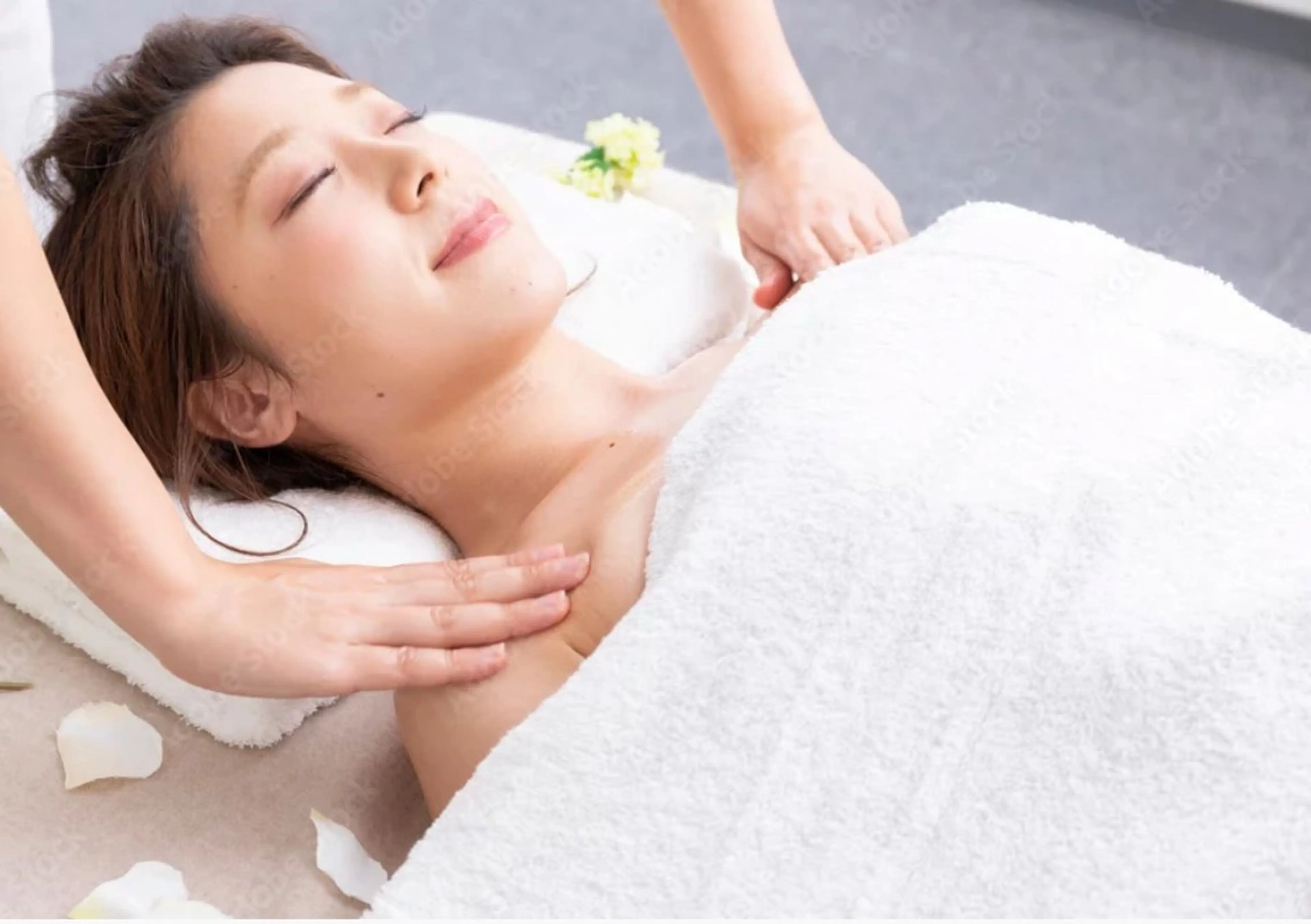 デコルテ、首、肩、50分✨ドライヘッドスパ付き🌿リンパケア肩こりの方にオススメの写真