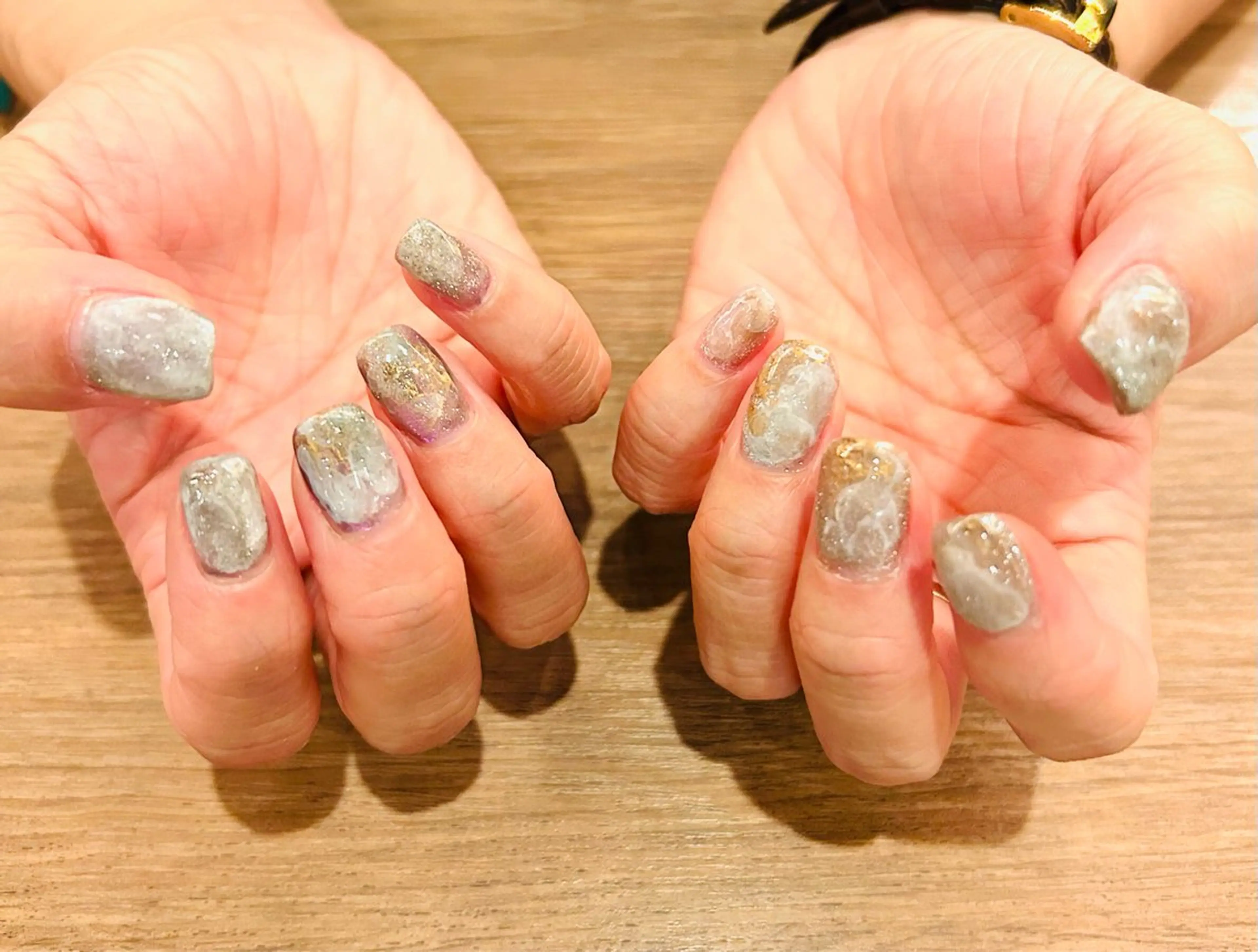 ネイル フラッシュネイル フットネイル フレンチネイル ラメ(グリッター) ラメグラデーション H3 hitoのネイルデザイン