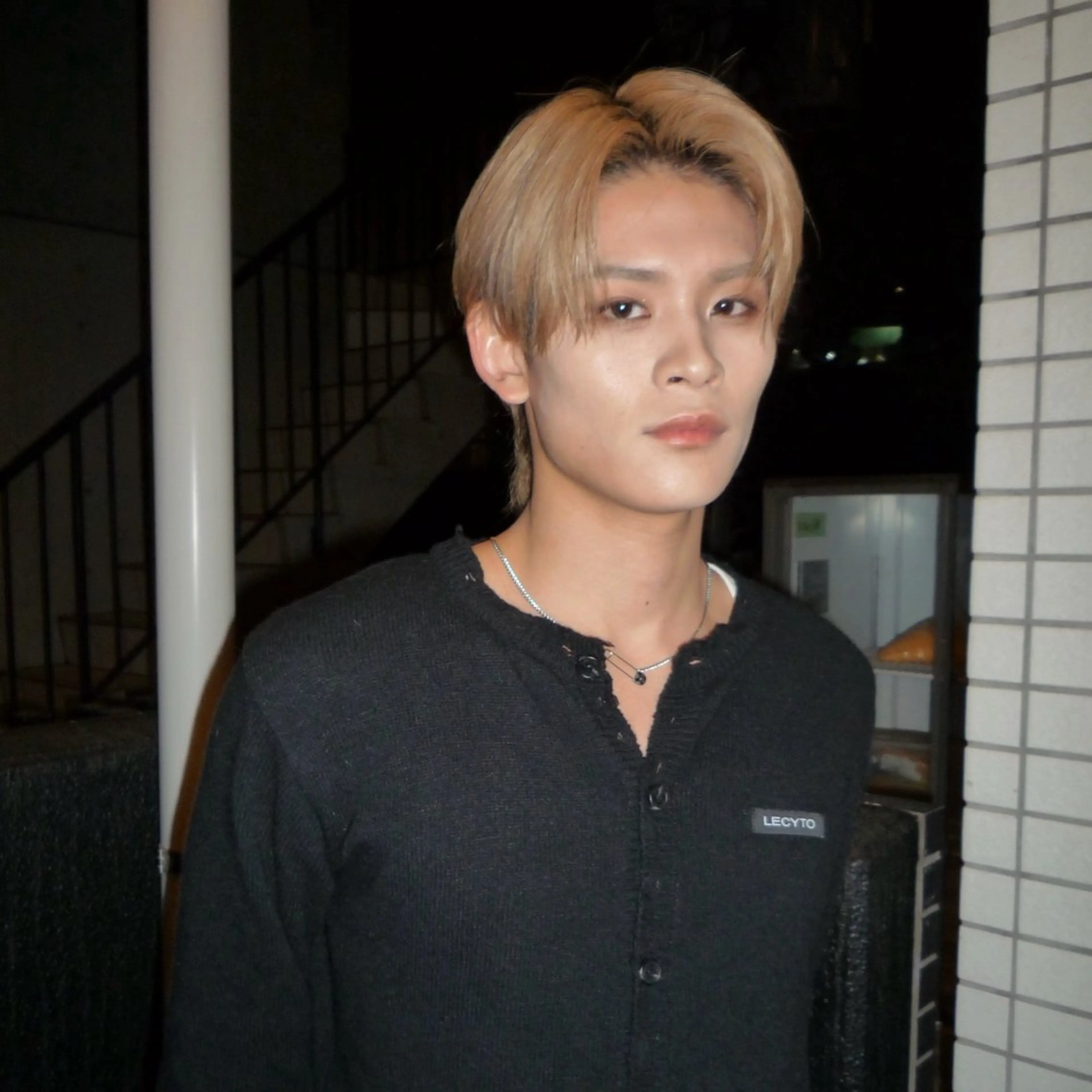 メンズ riri🎀 透カラー/曲がる縮毛のヘアスタイル