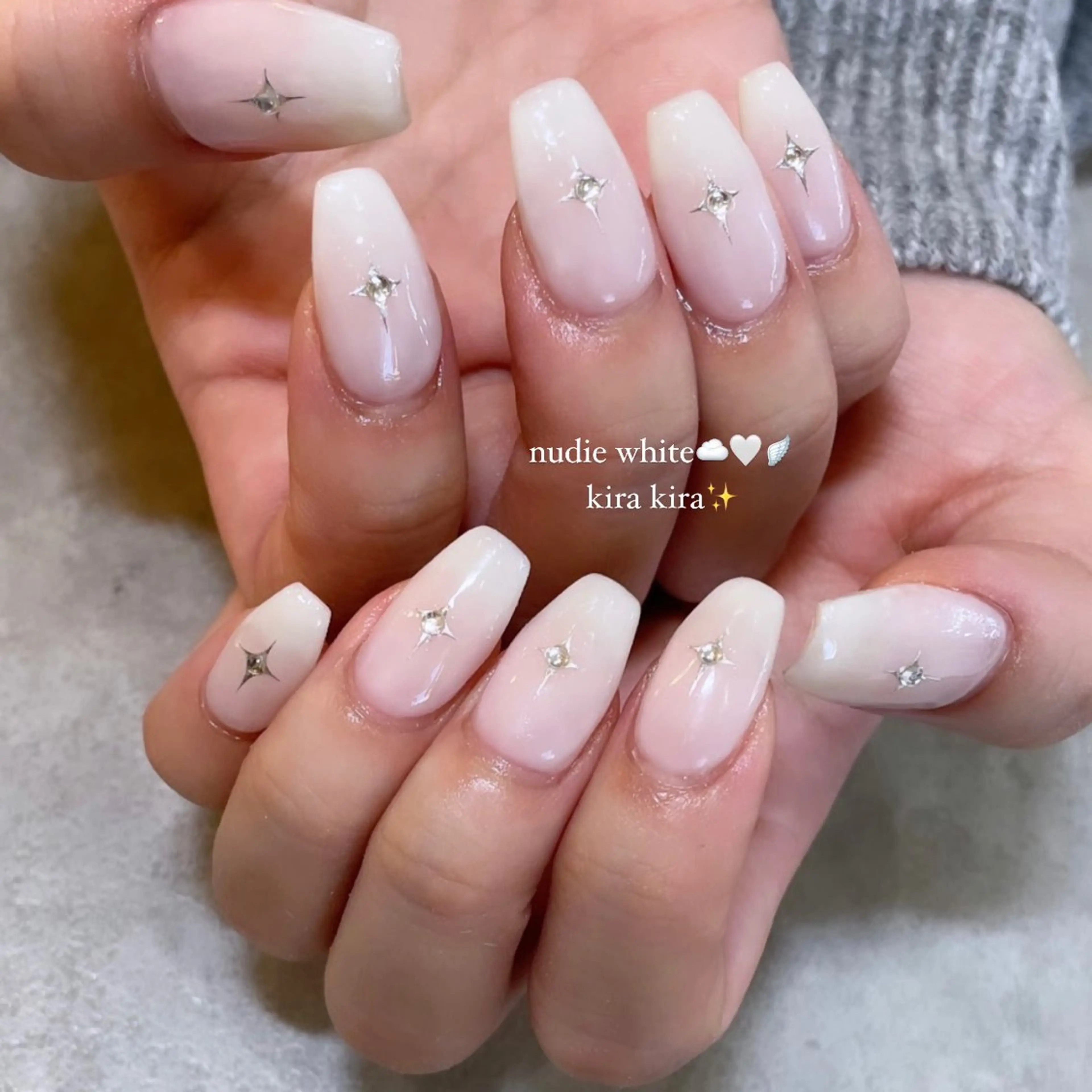 ネイル ホワイト Nail Salon Gummi.のネイルデザイン