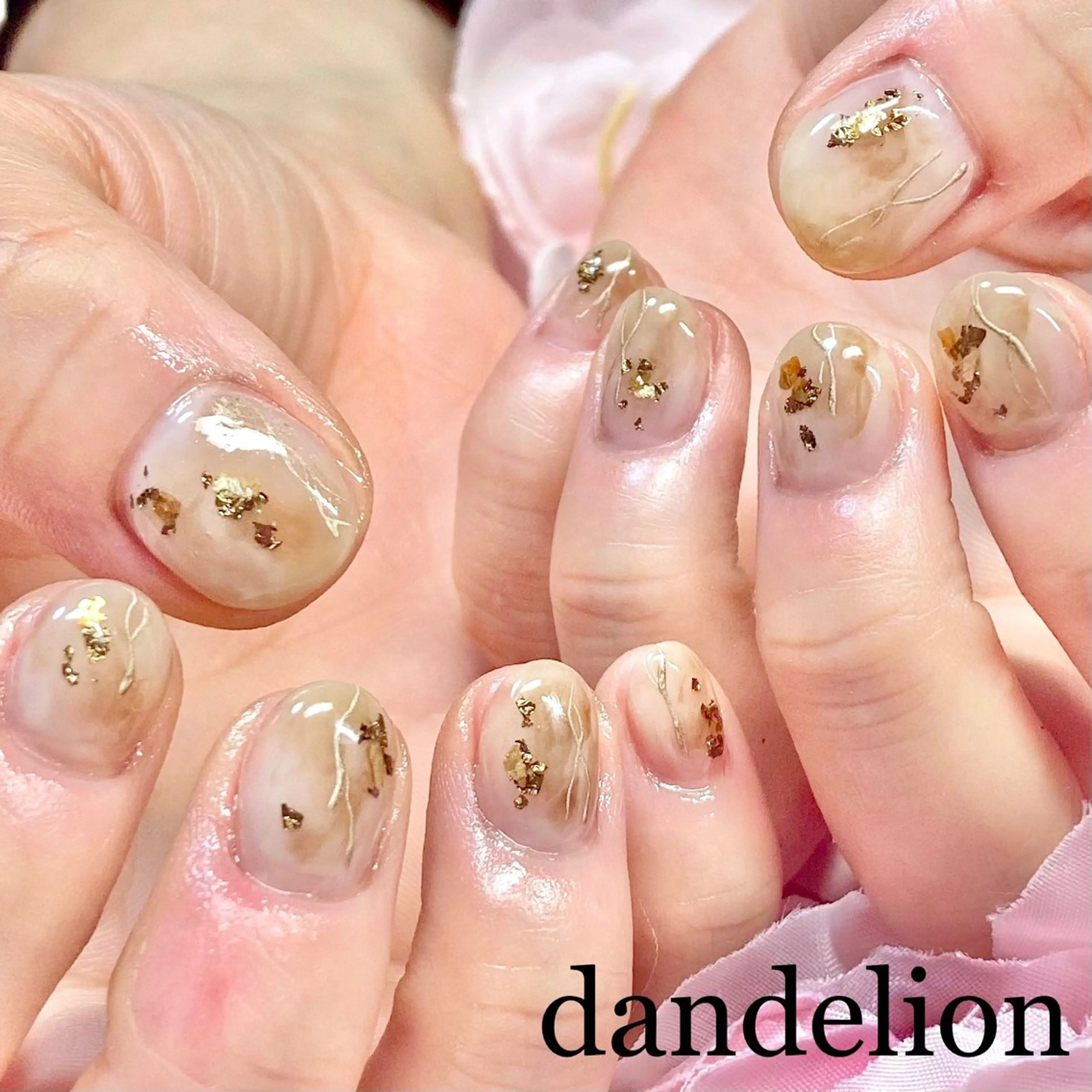 ネイル ハンドネイル ハンドケア dandelion ダンデライオンのネイルデザイン