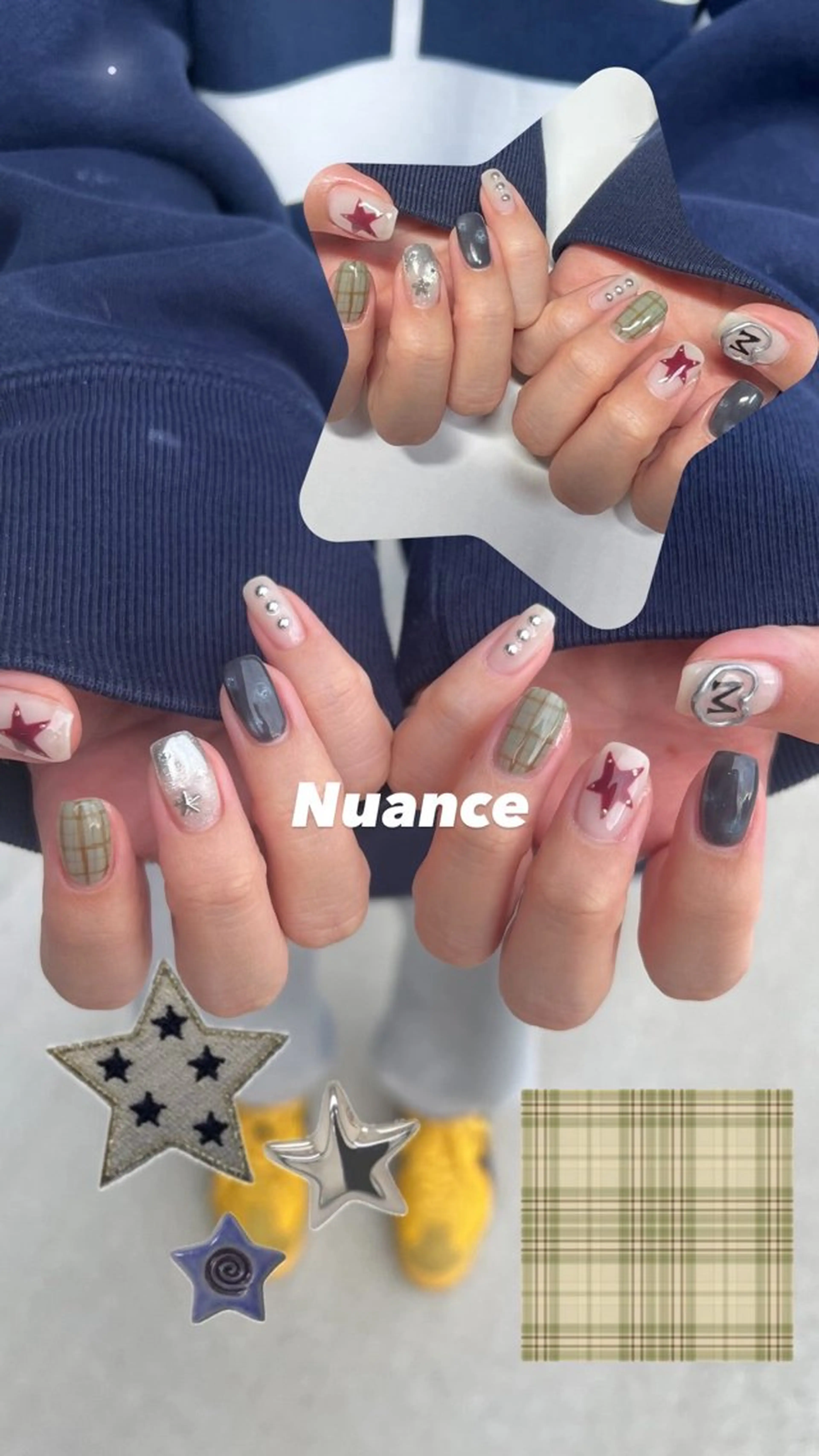 ネイル ミラーネイル ニュアンスネイル nayu nailのネイルデザイン