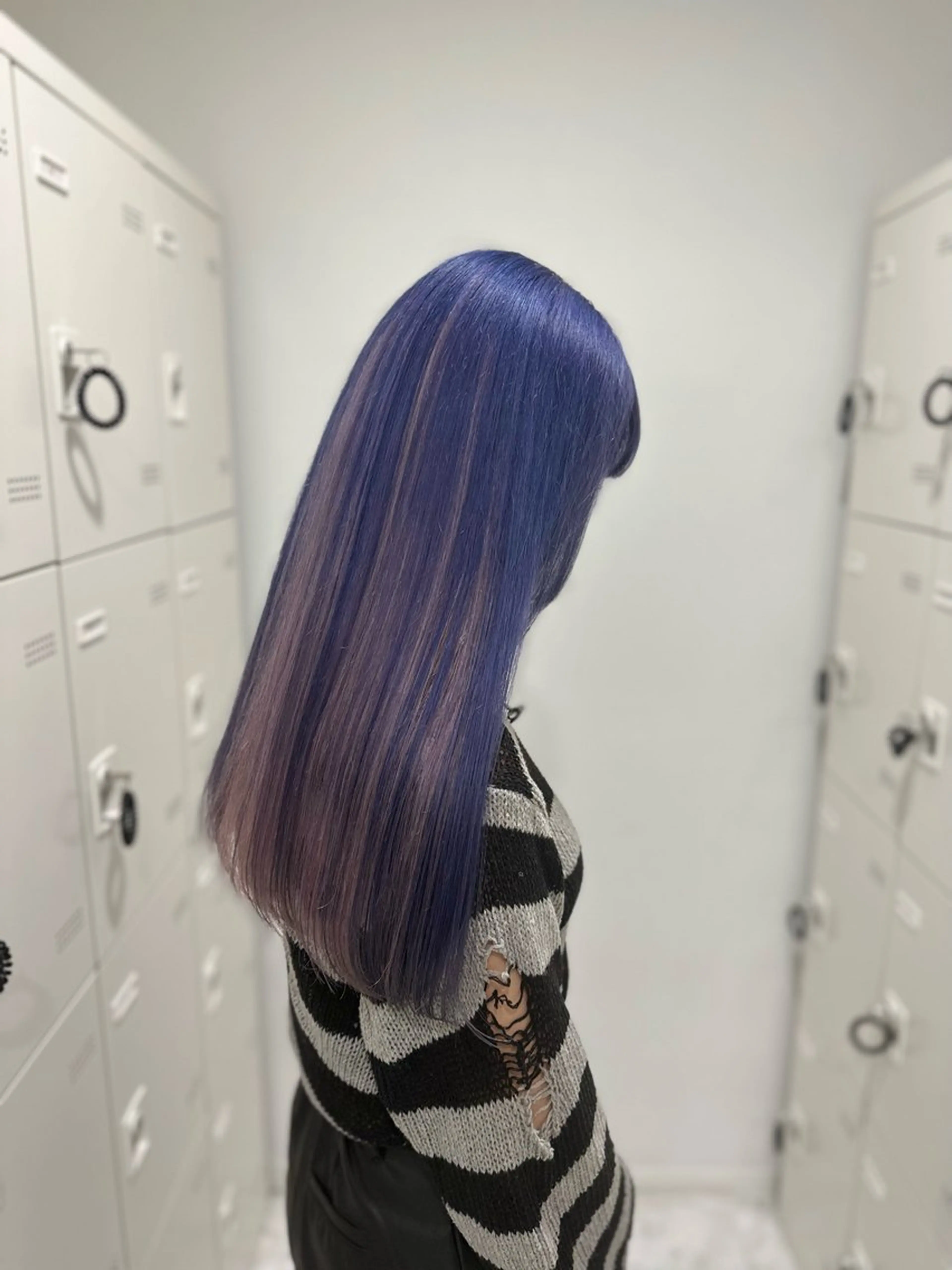 ロング 🍀yuria/ハイ トーン/ペールカラーのヘアスタイル