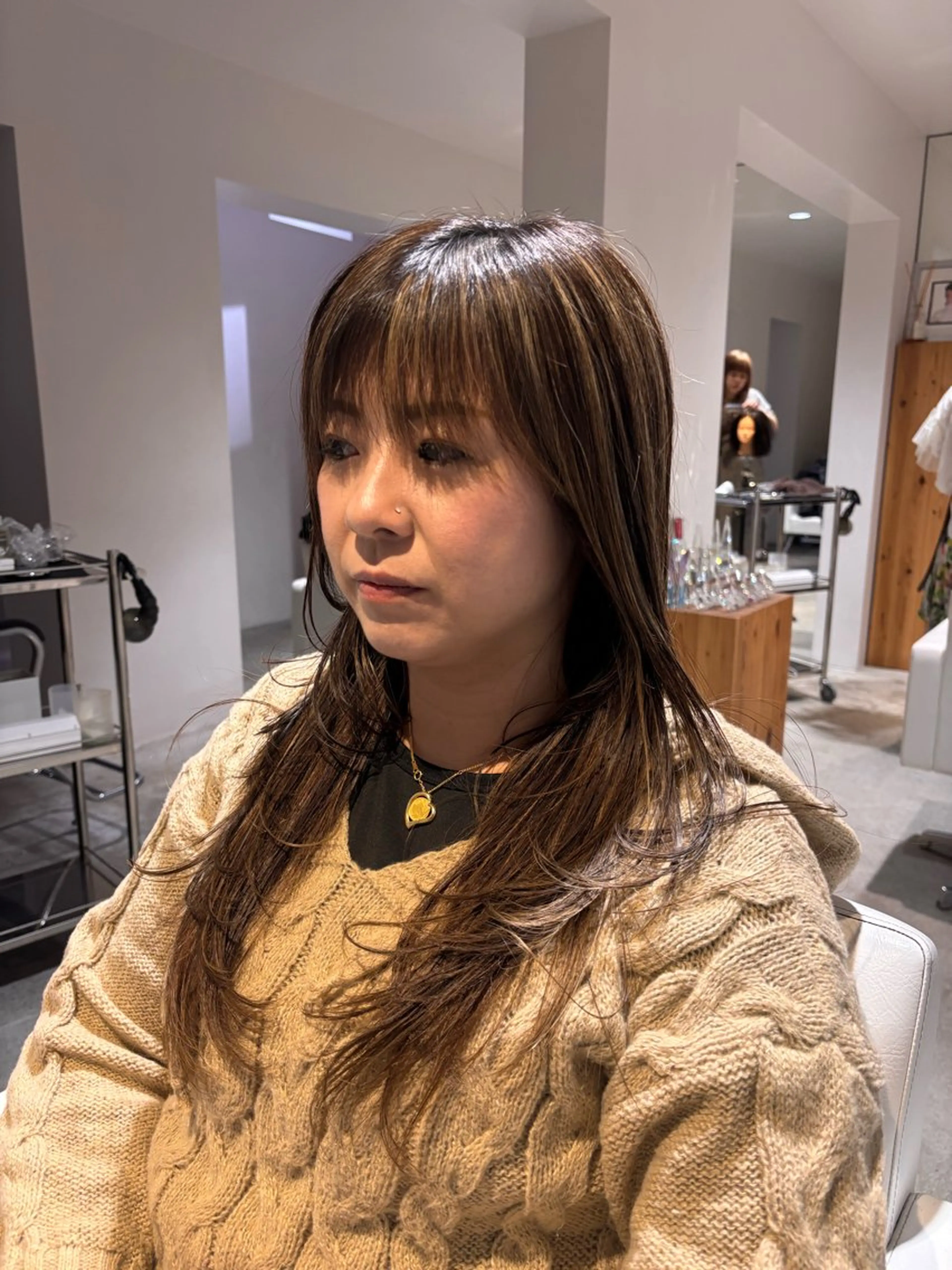 セミロング 中間 陽平のヘアスタイル