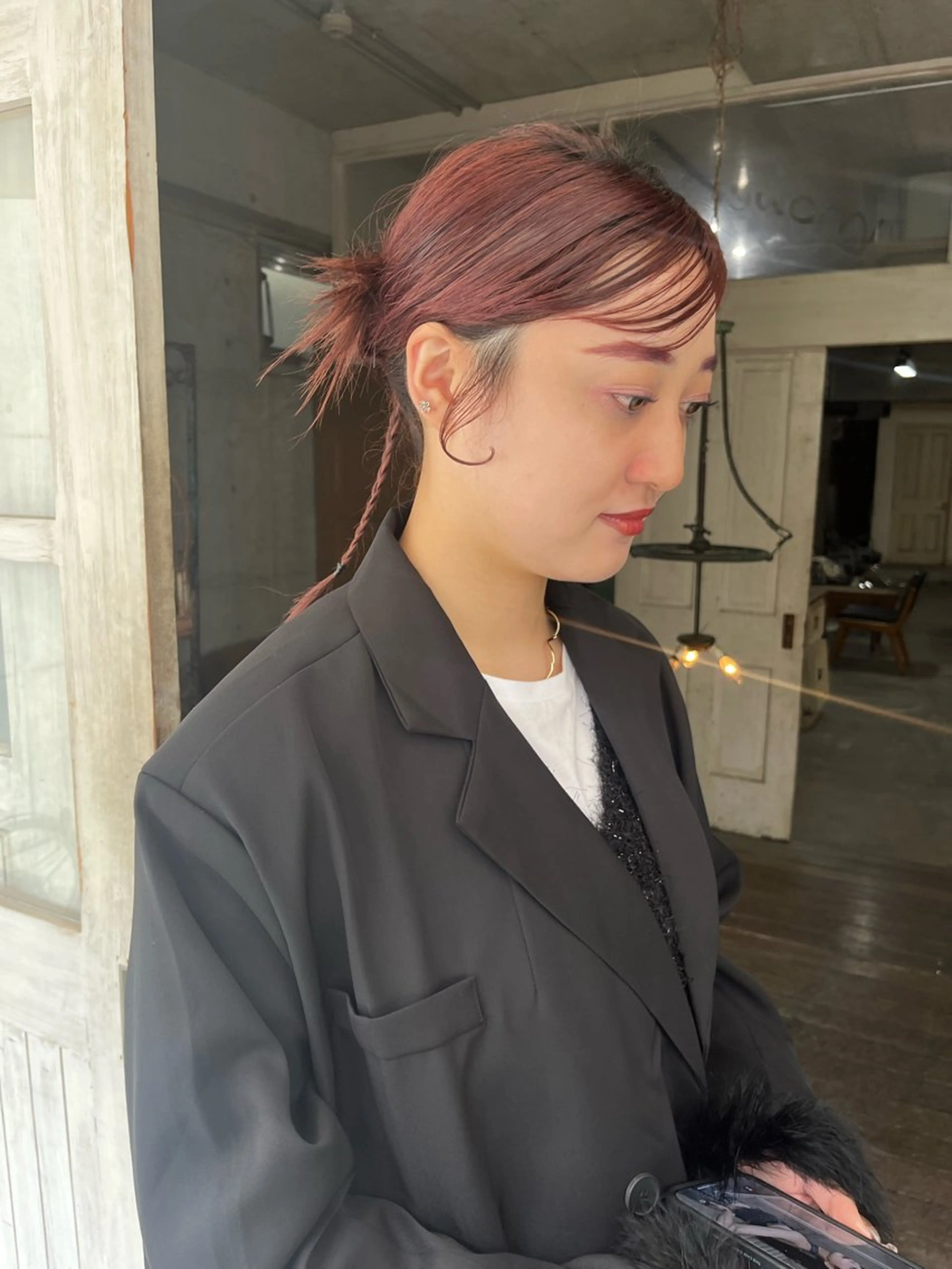 ミディアム ヘアアレンジ ヘアセット ハイトーン/顔まわり レイヤー/YUKAのヘアスタイル