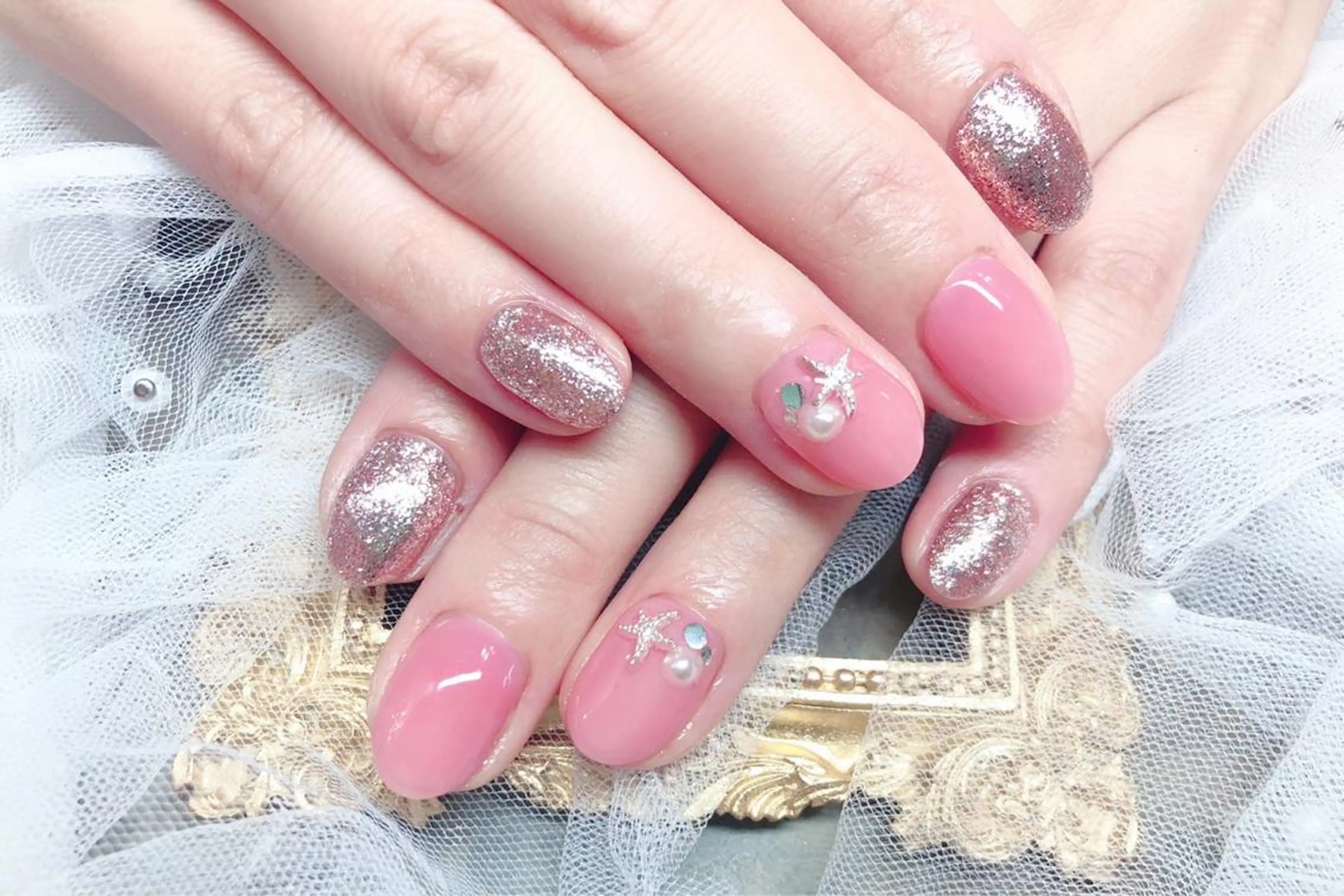 ネイル ハンドネイル マジック ミラーのネイルデザイン