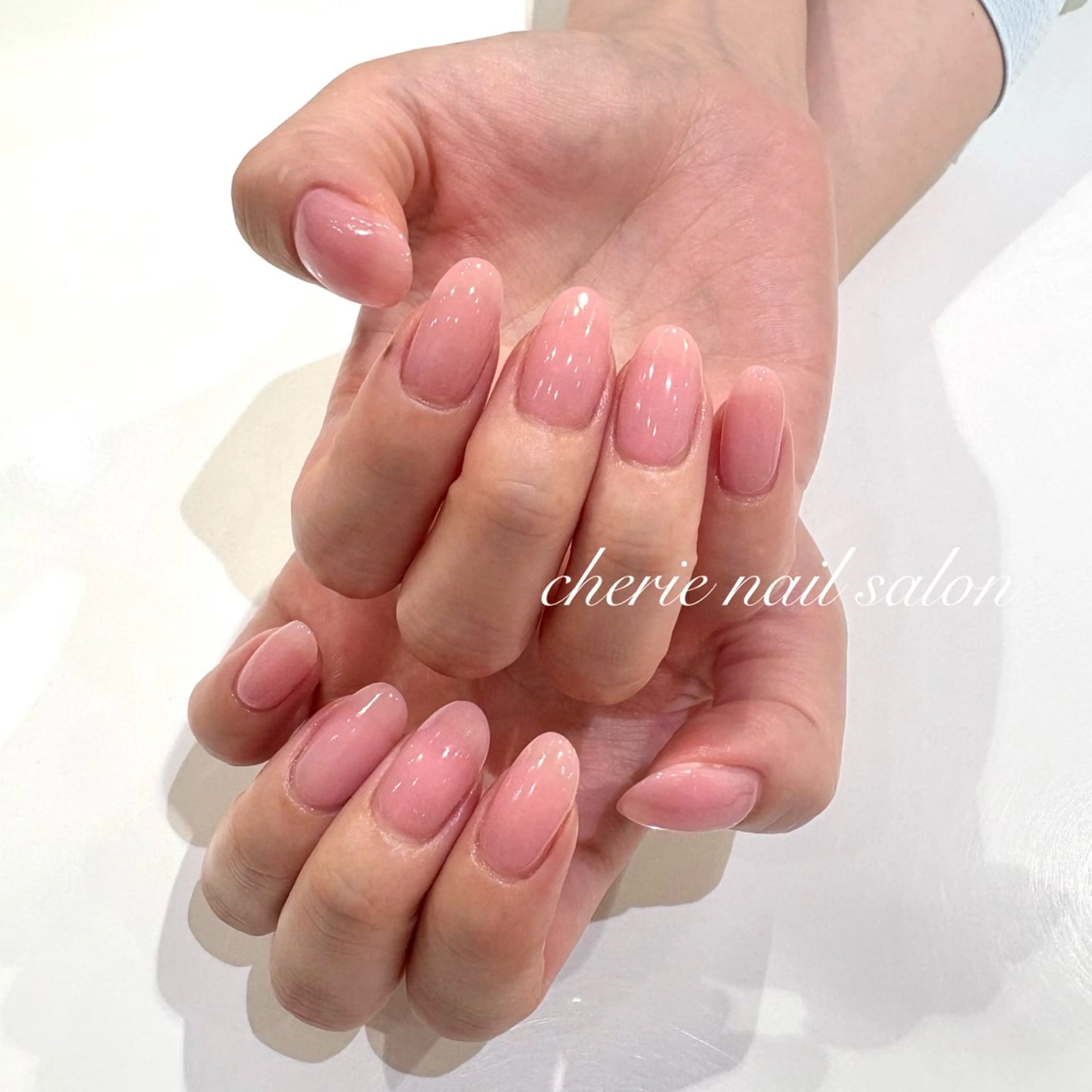 ワンカラーorグラデーション(オフあり)の写真