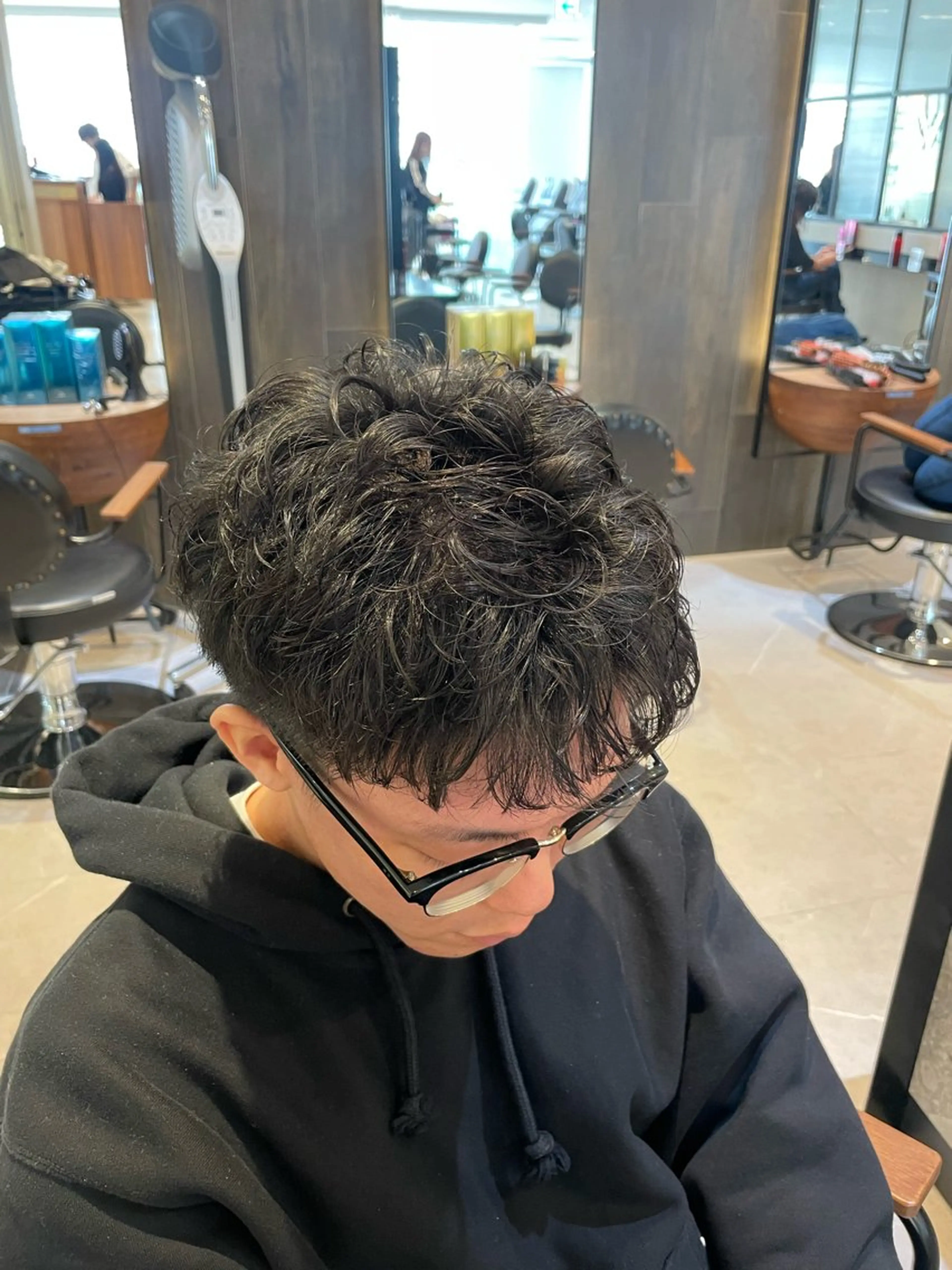 パーマ メンズ メンズパーマ オリーブカラー🫒/ ハッシュカット/みゆのヘアスタイル