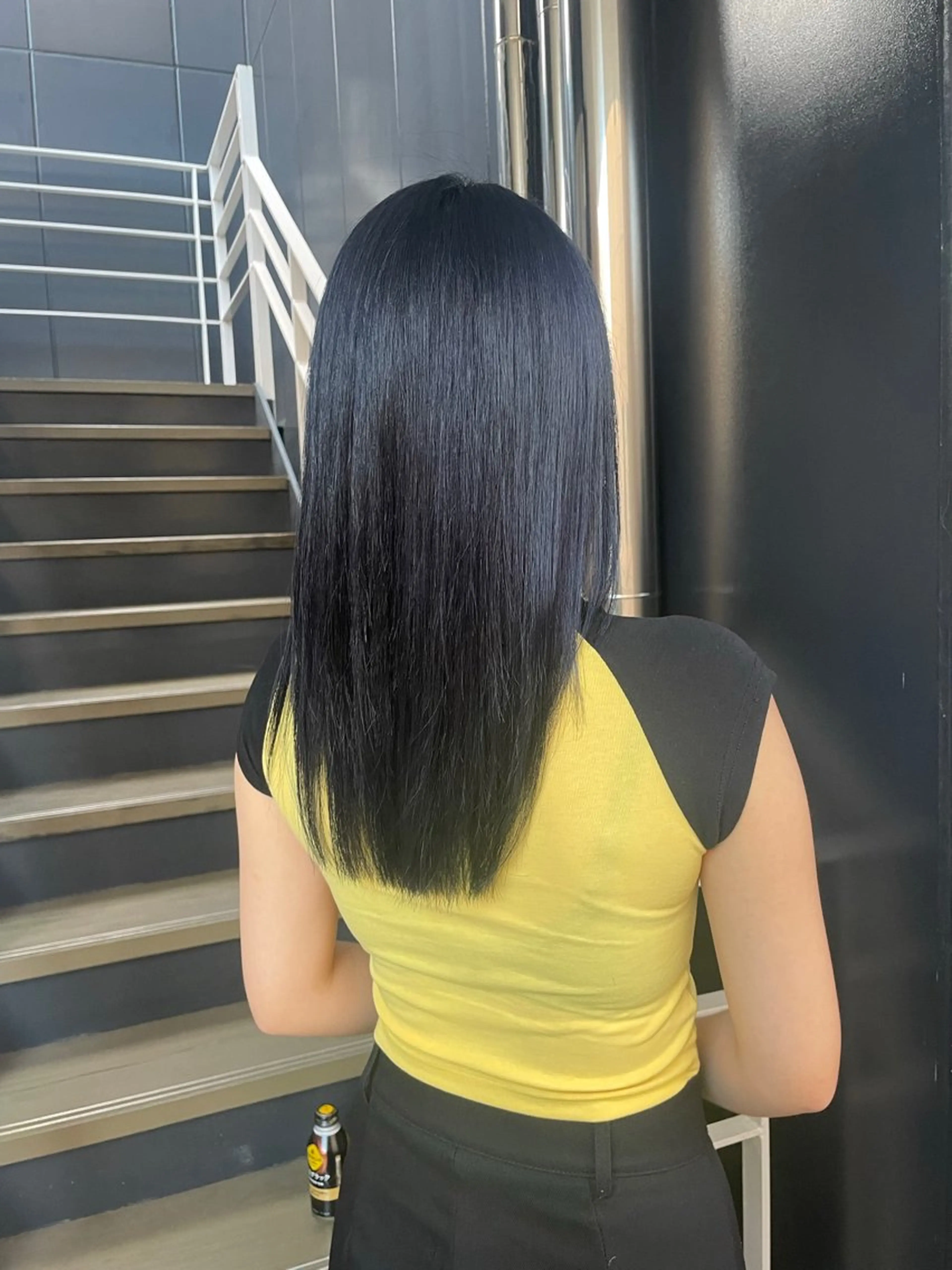 セミロング カラー ヘアアレンジ 青髪特化🩵 ダブルカラーのヘアスタイル