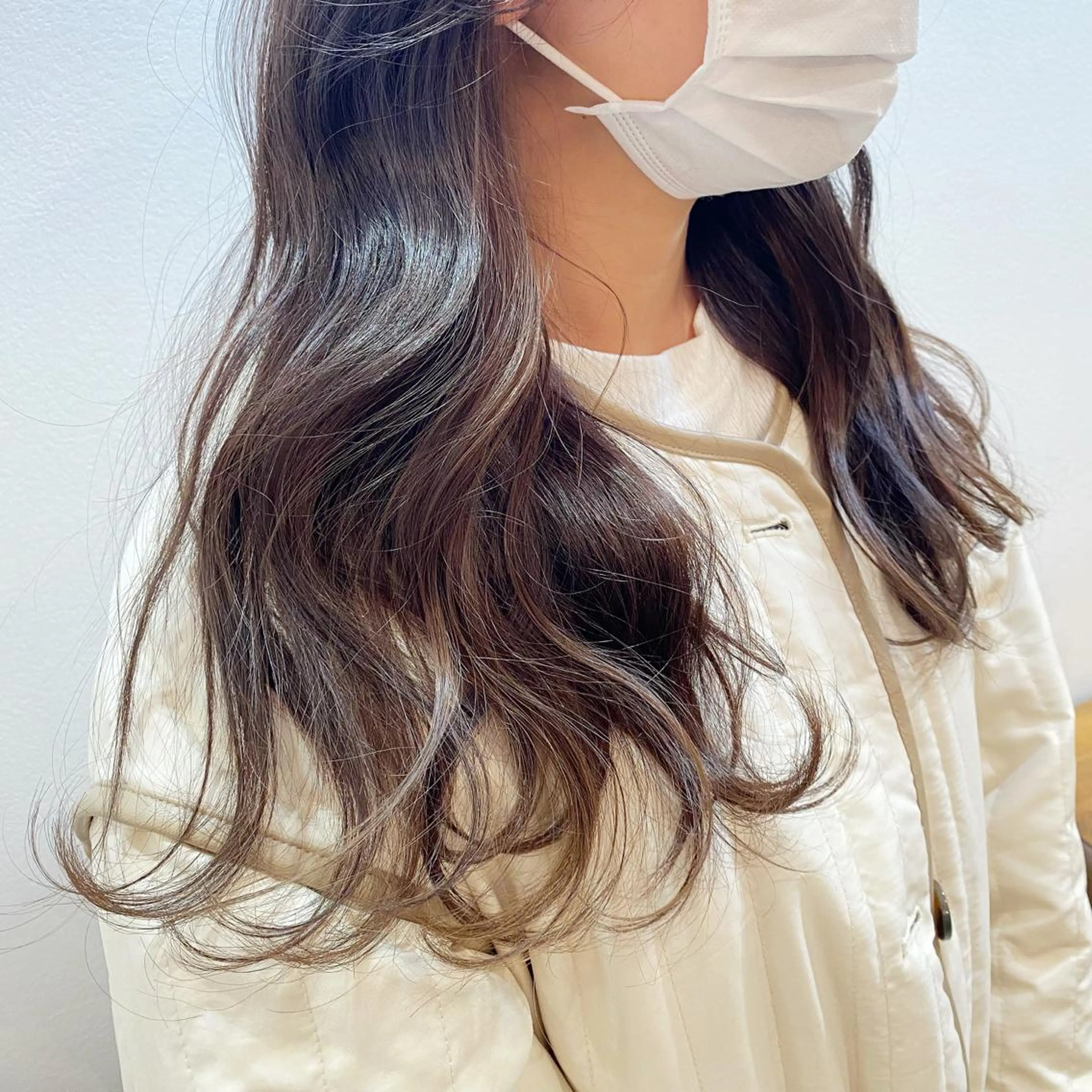 カラー イヤリングカラー 金山/レイヤー カット/Hikariのヘアスタイル