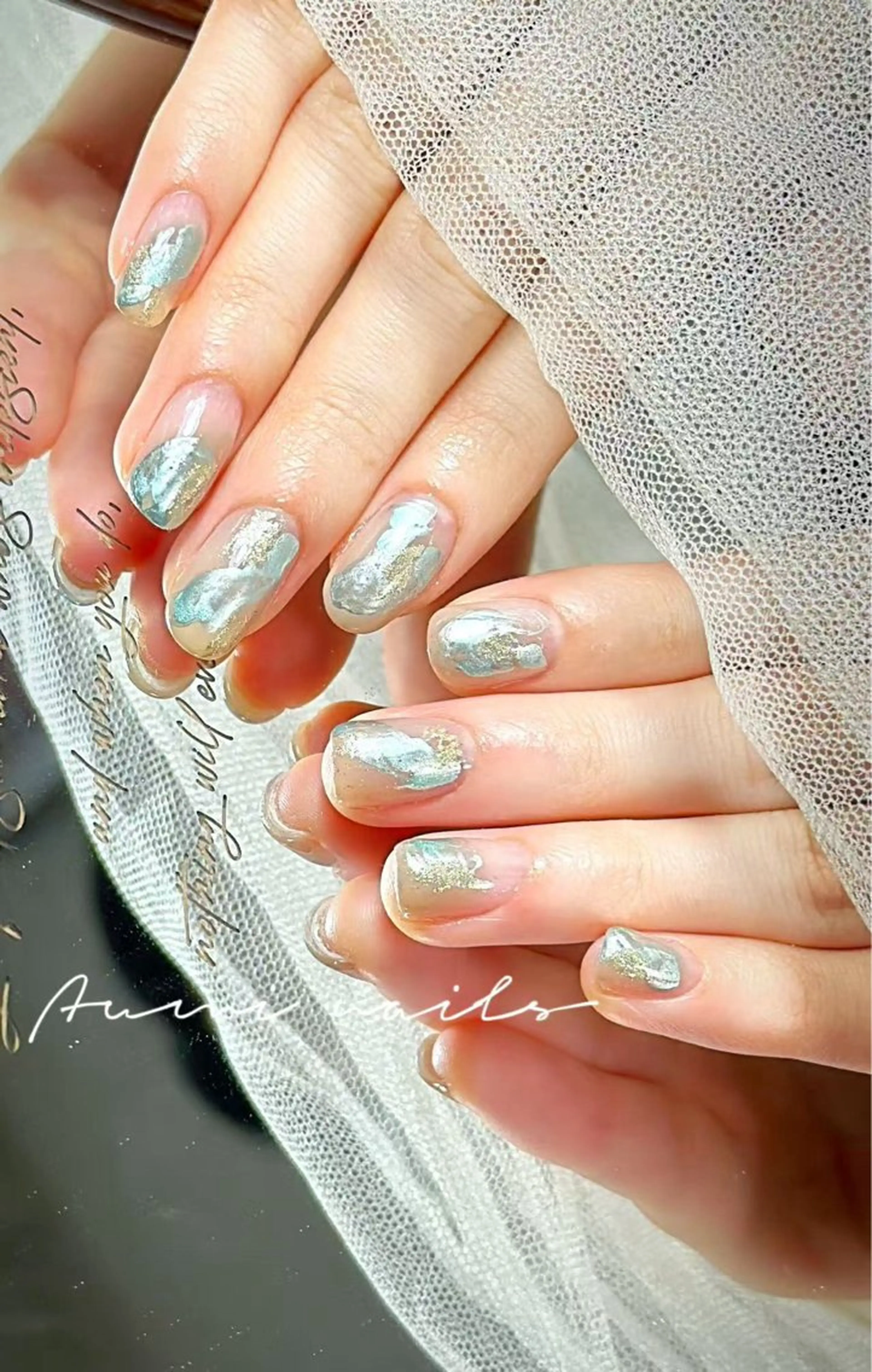 ネイル ハンドネイル YUMI ニュアンスnailsのネイルデザイン