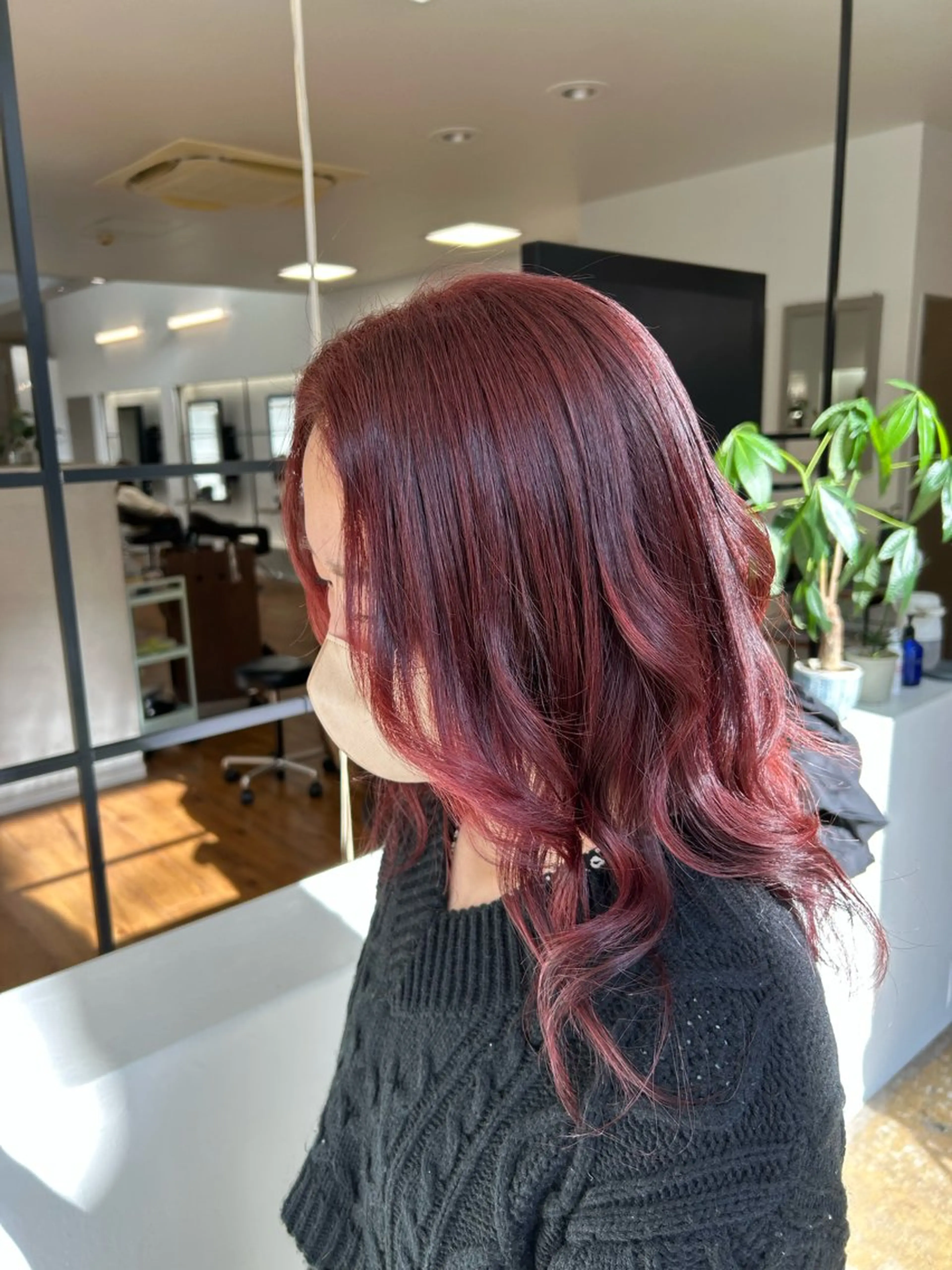 セミロング ながの みさきのヘアスタイル