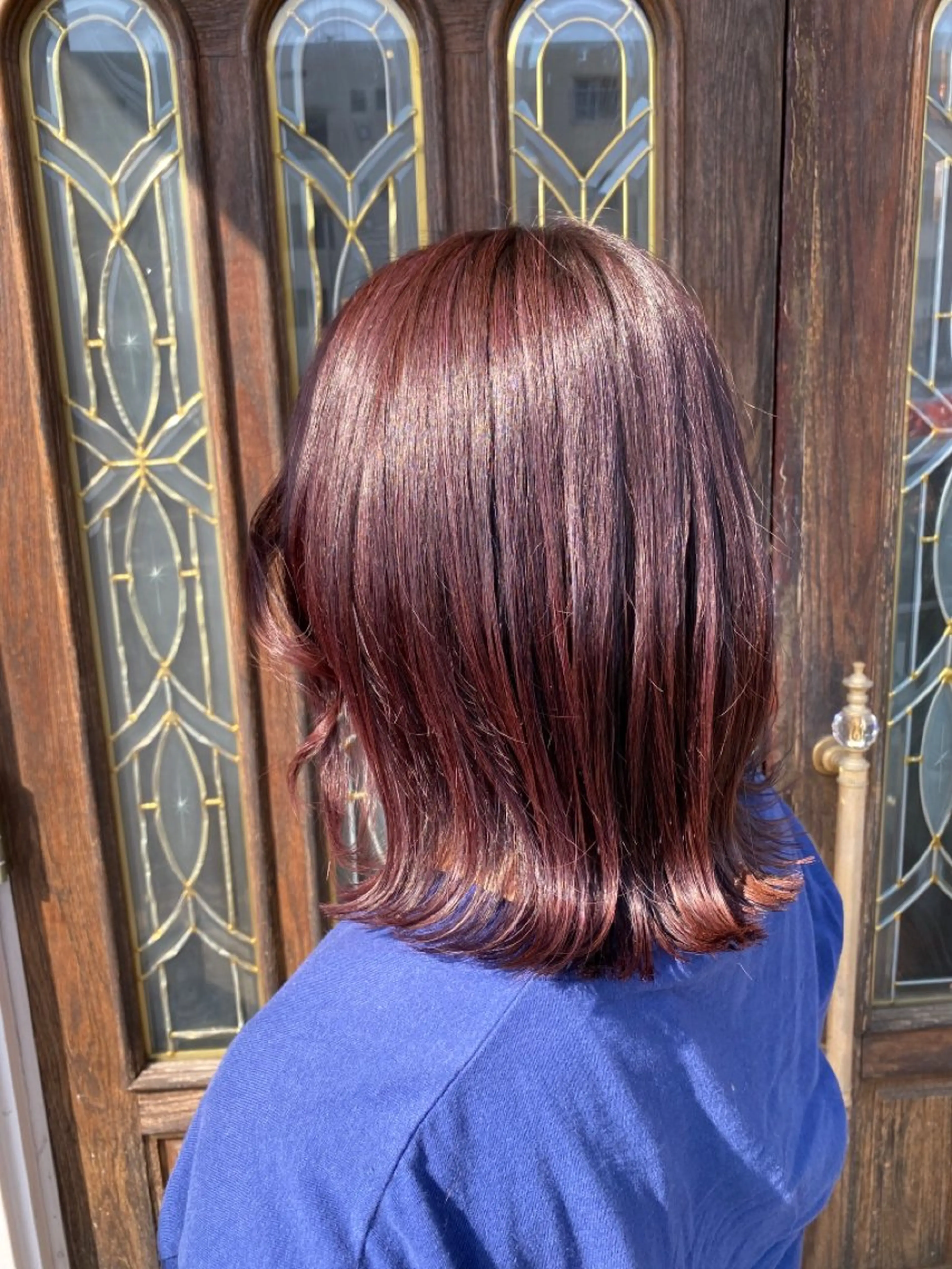 ミディアム カラー 山西 真琴のヘアスタイル