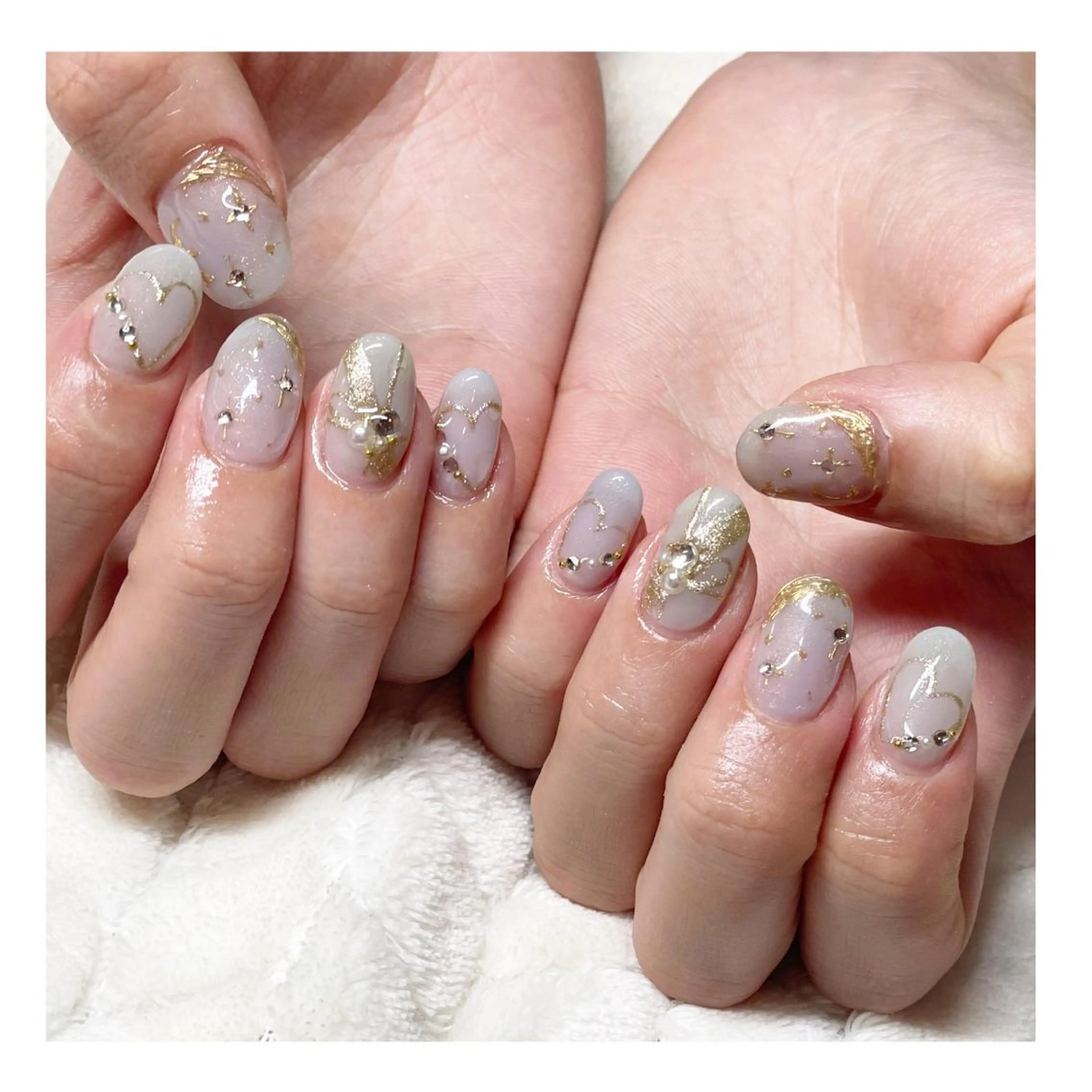 ネイル アートネイル ジェルネイル ゴールド ハート キラキラネイル ハンドネイル LaLa Peach 福岡のマツエク・マツパデザイン