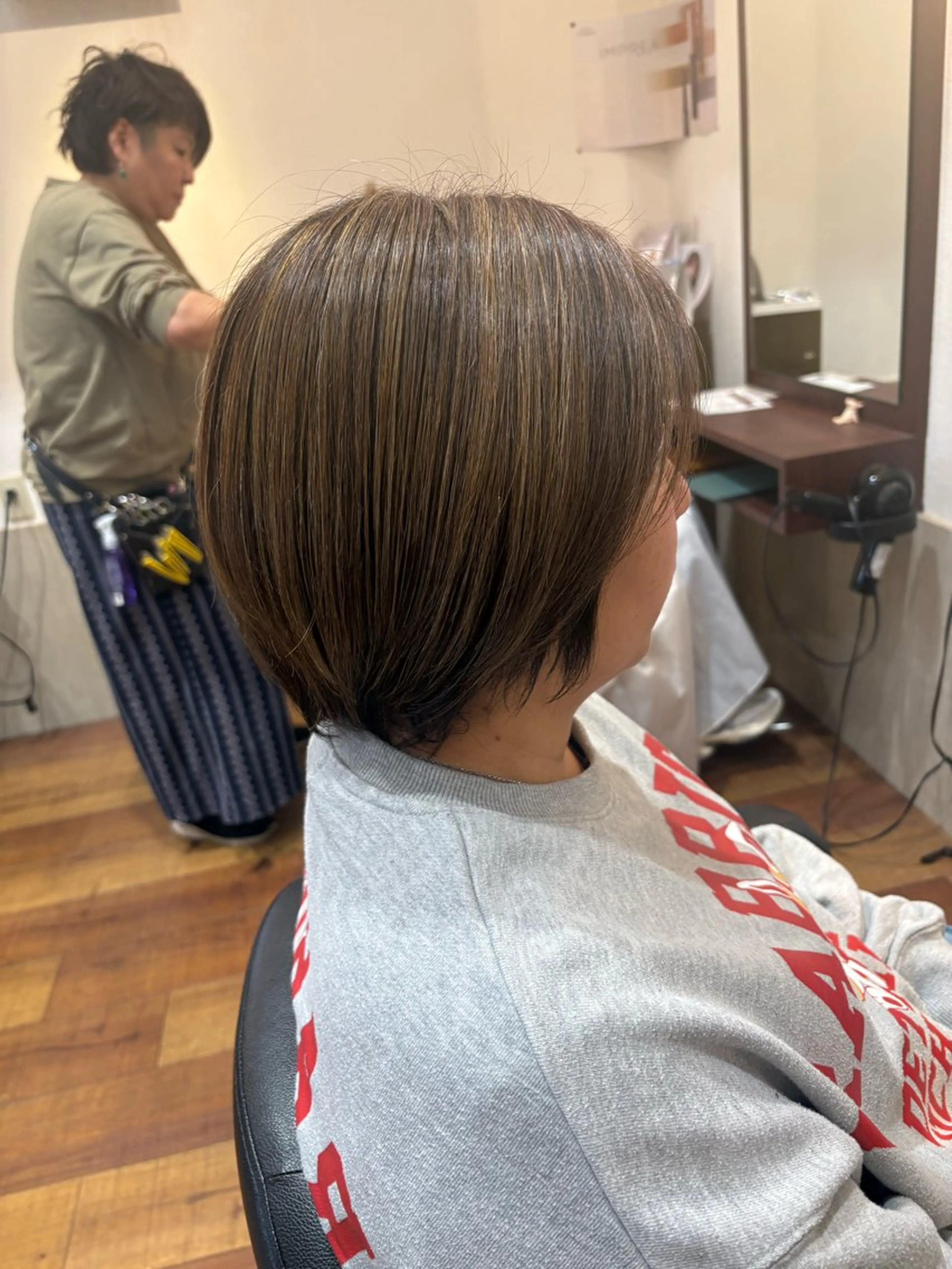 ショート 赤み消しオリーブ特化 柔らか縮毛矯正🌷辻のヘアスタイル