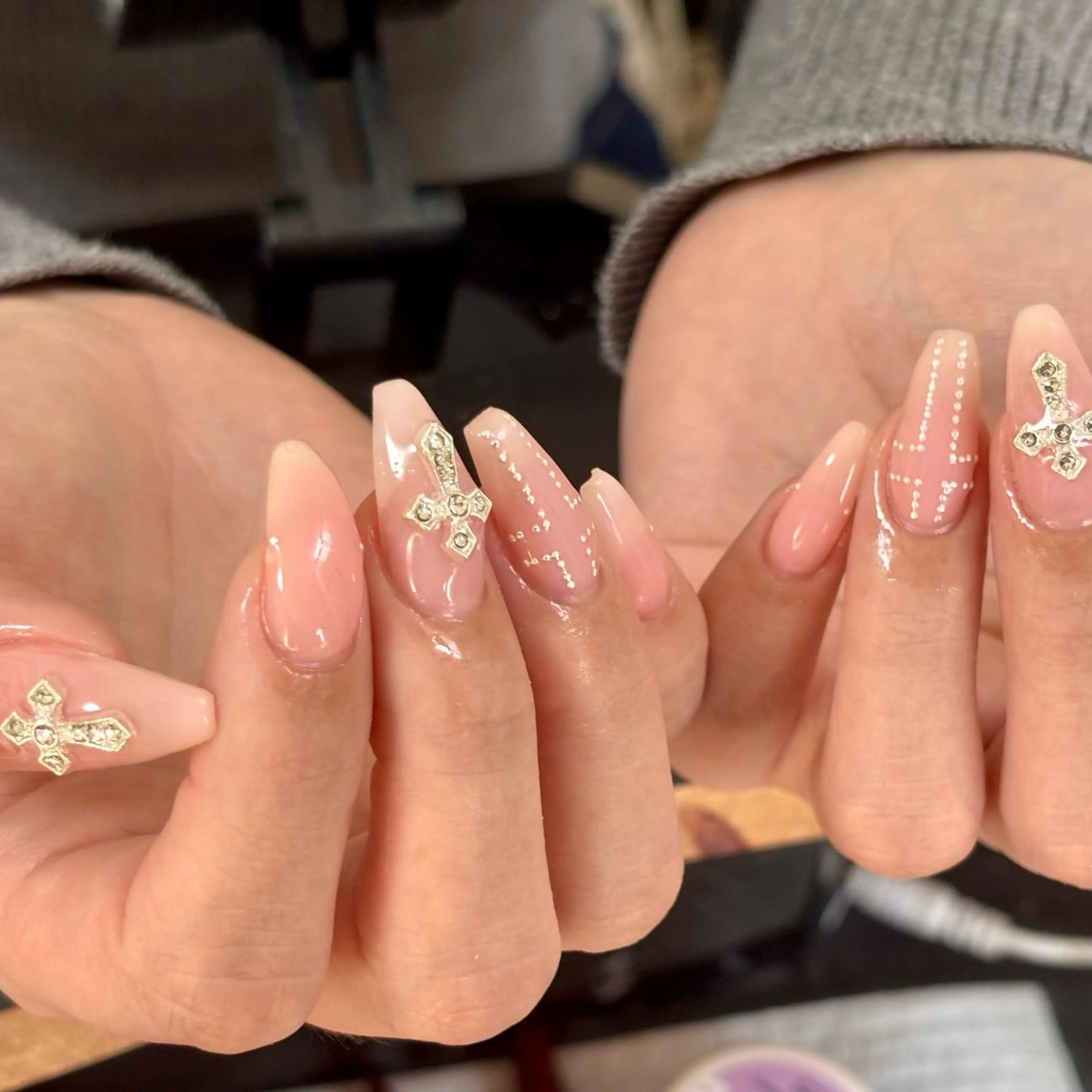 ネイル ハンドネイル IYOUNAIL- Piggyのネイルデザイン