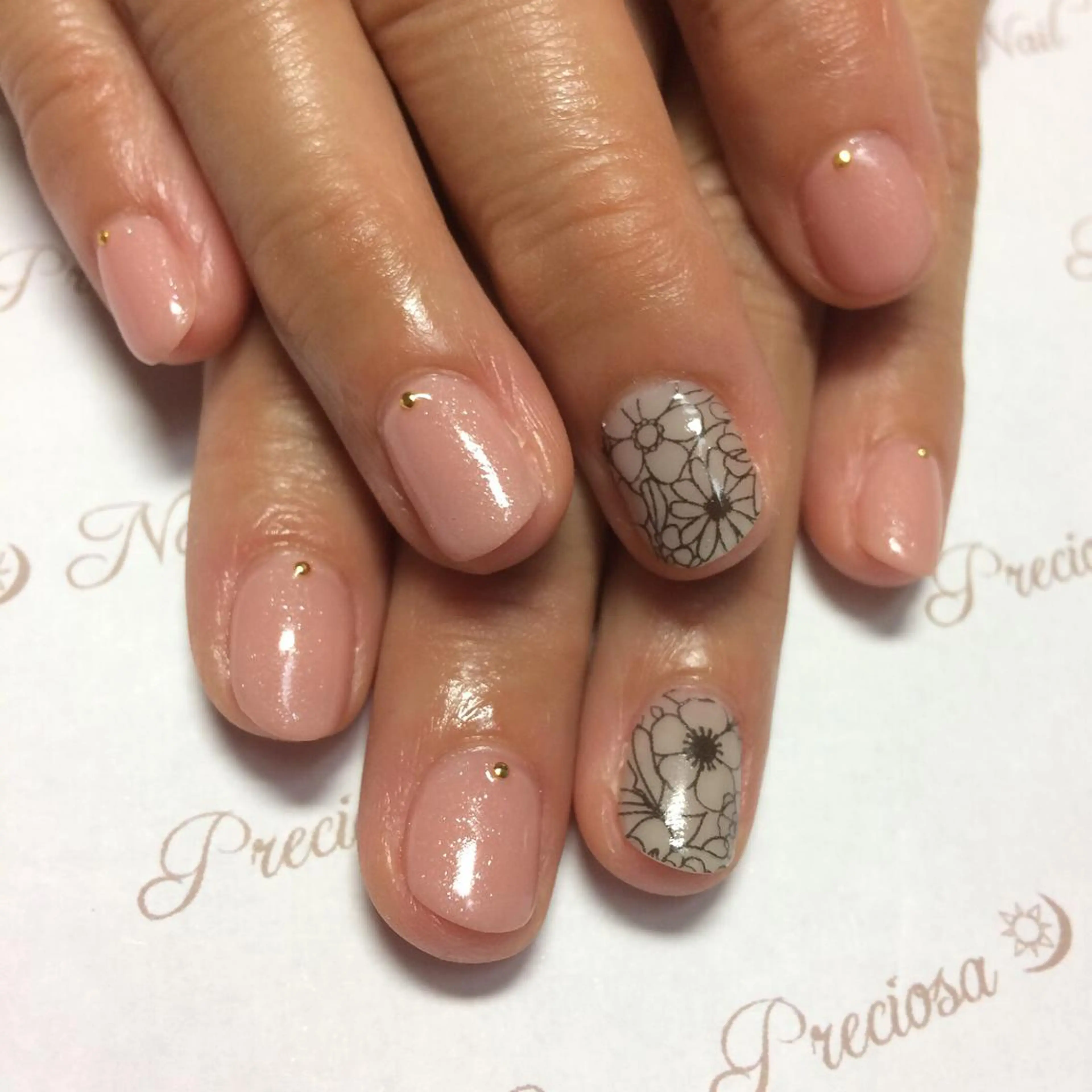 ネイル preciosa.nail所属・久場 晴美のネイルデザイン