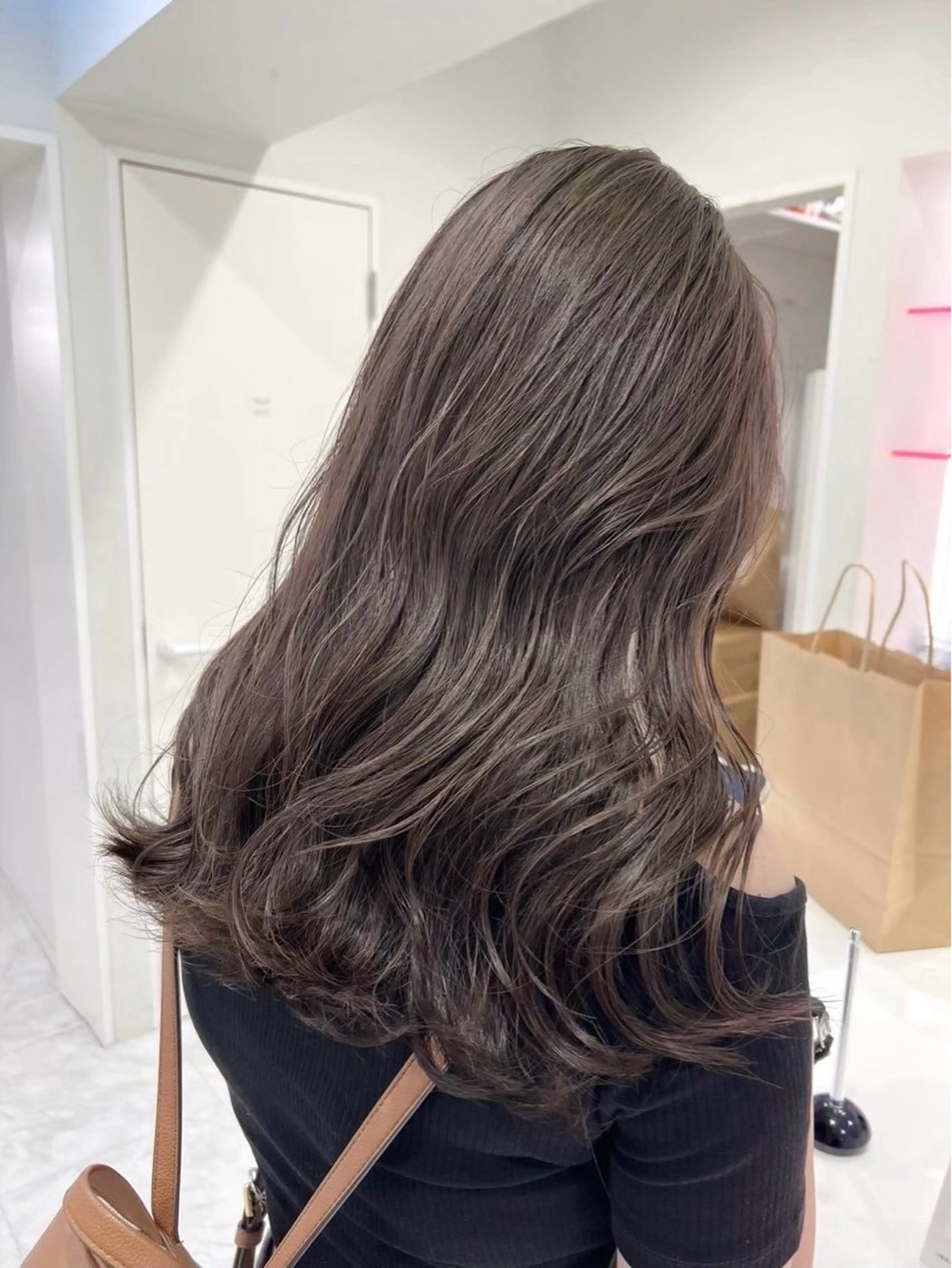 ロング カラー ヘアカラー トリートメント モテ艶🪄透明感カラ ー🦋RION🦋のヘアスタイル