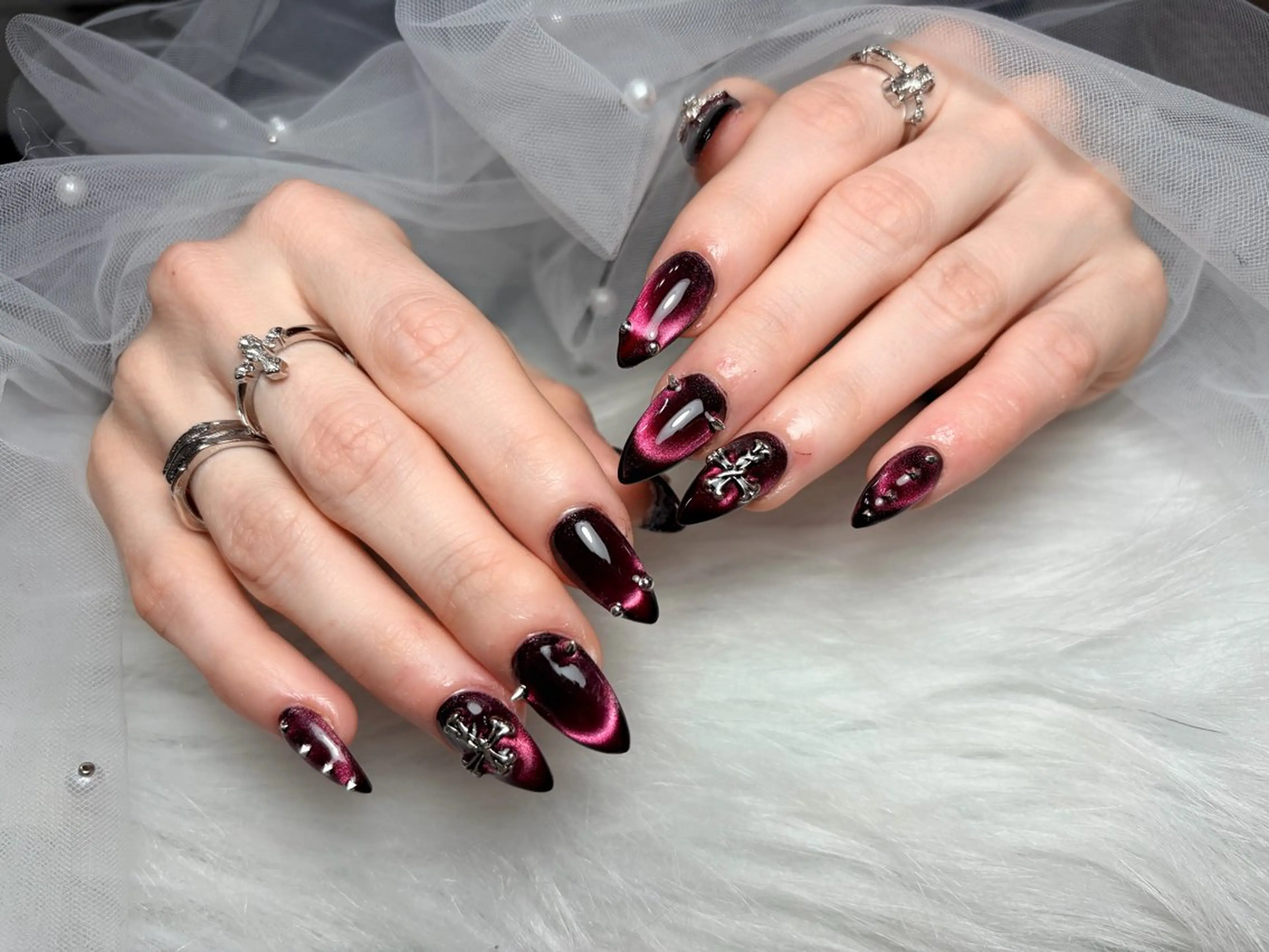 ネイル アートネイル 長さ出し ジェルネイル 韓国ネイル マグネットネイル ハンドネイル Cloudy Chan Nailのネイルデザイン