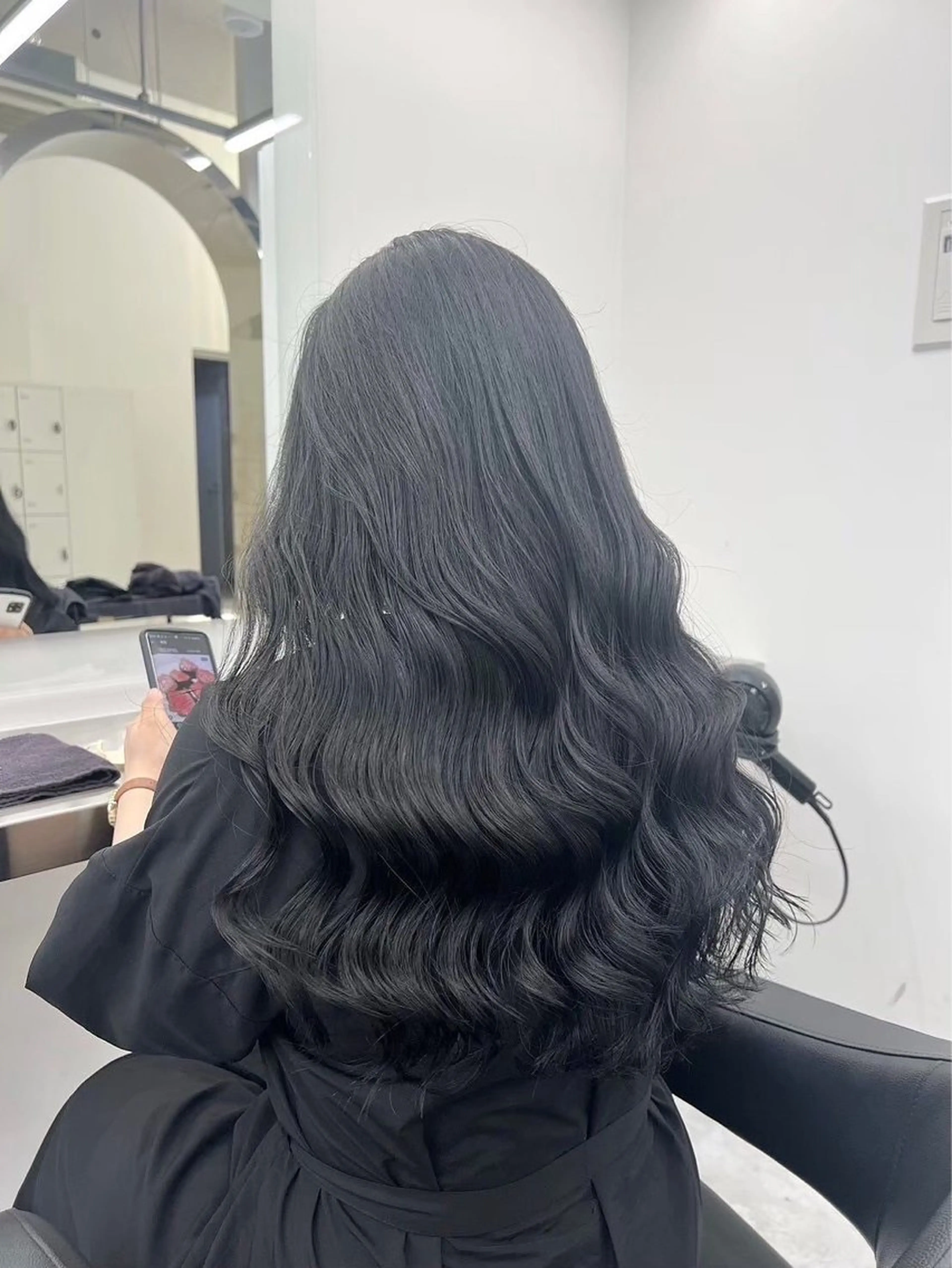 ロング カラー y2k✩︎⡱レイヤー ウルフ/オリーブ🍀のヘアスタイル