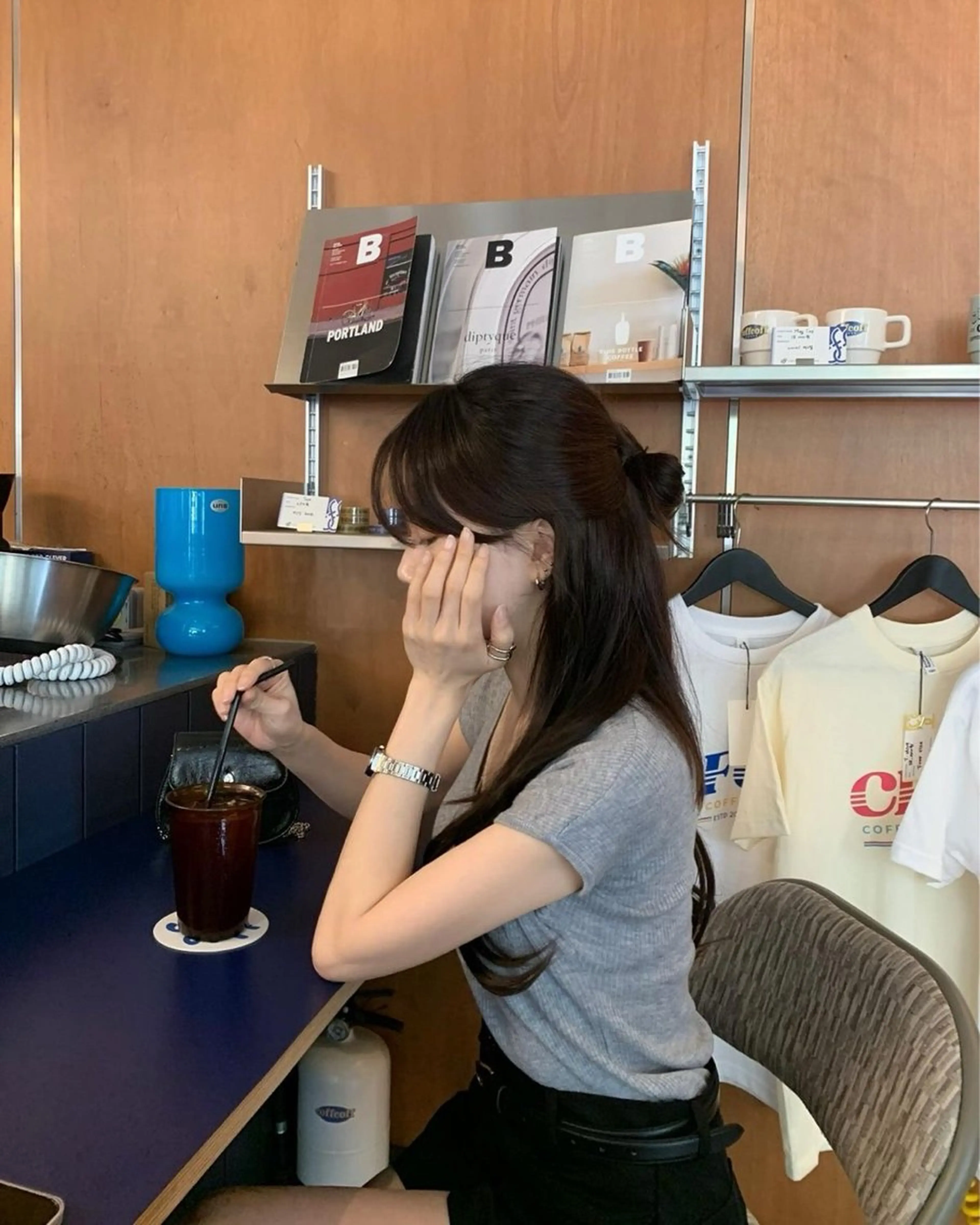 セミロング カラー カット ヘアカラー トリートメント 莉乃/縮毛矯正/髪質 改善/艶カラーのヘアスタイル