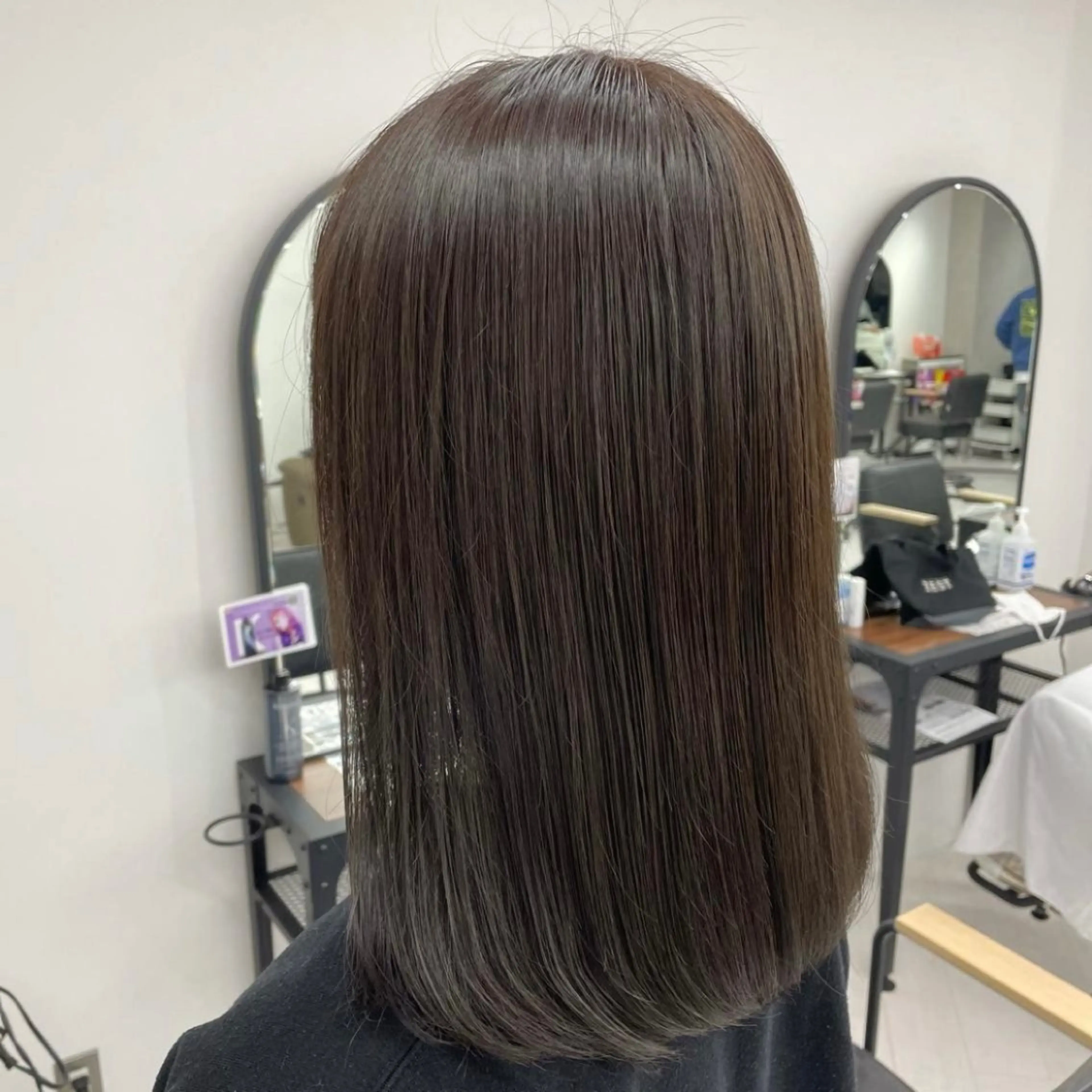 ミディアム カラー パーマ ヘアアレンジ メンズ 髪質改善 トリートメント mona/ ストレートスタイル✨のヘアスタイル