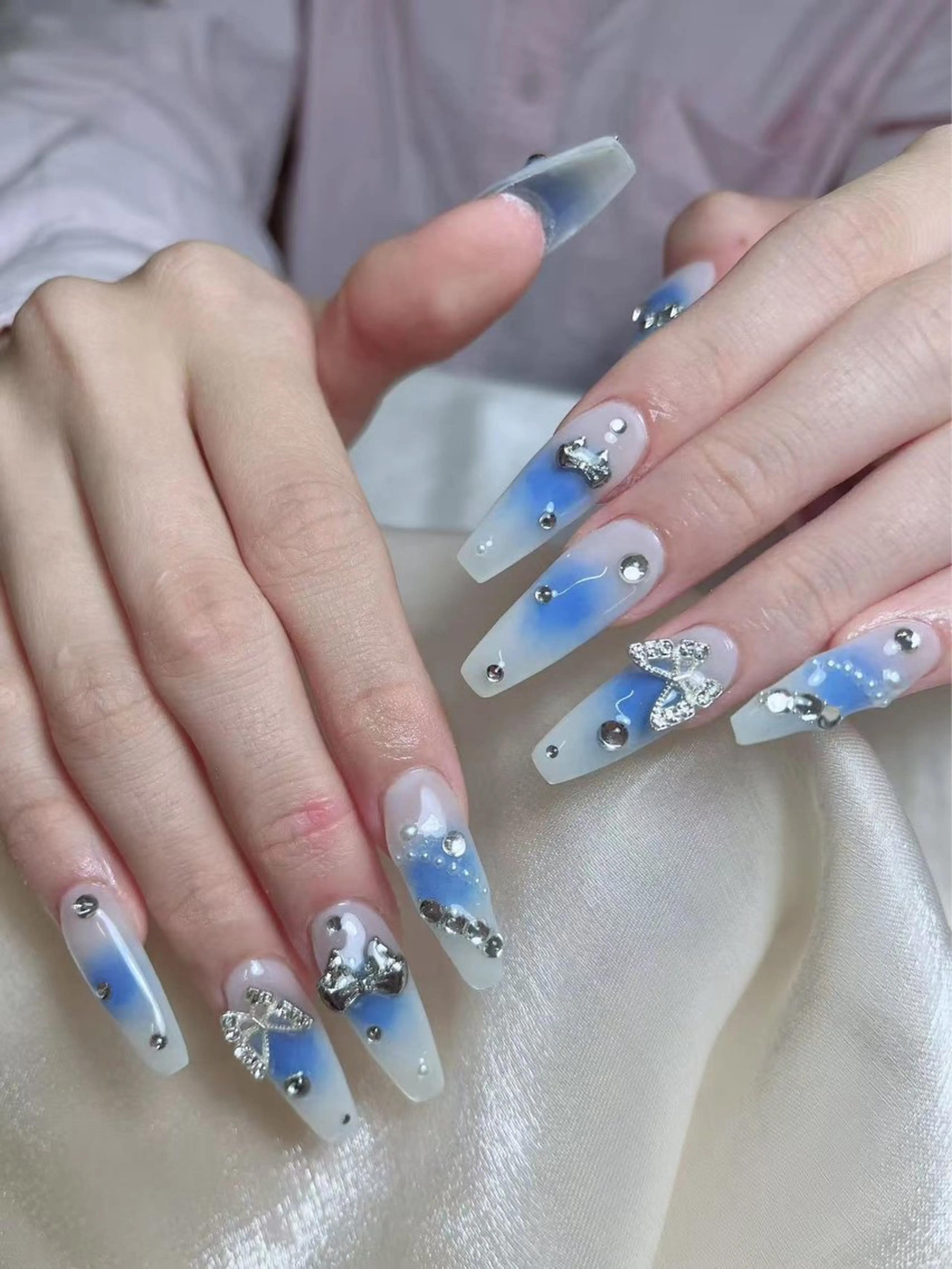 ネイル ルラワンネイル エンのネイルデザイン