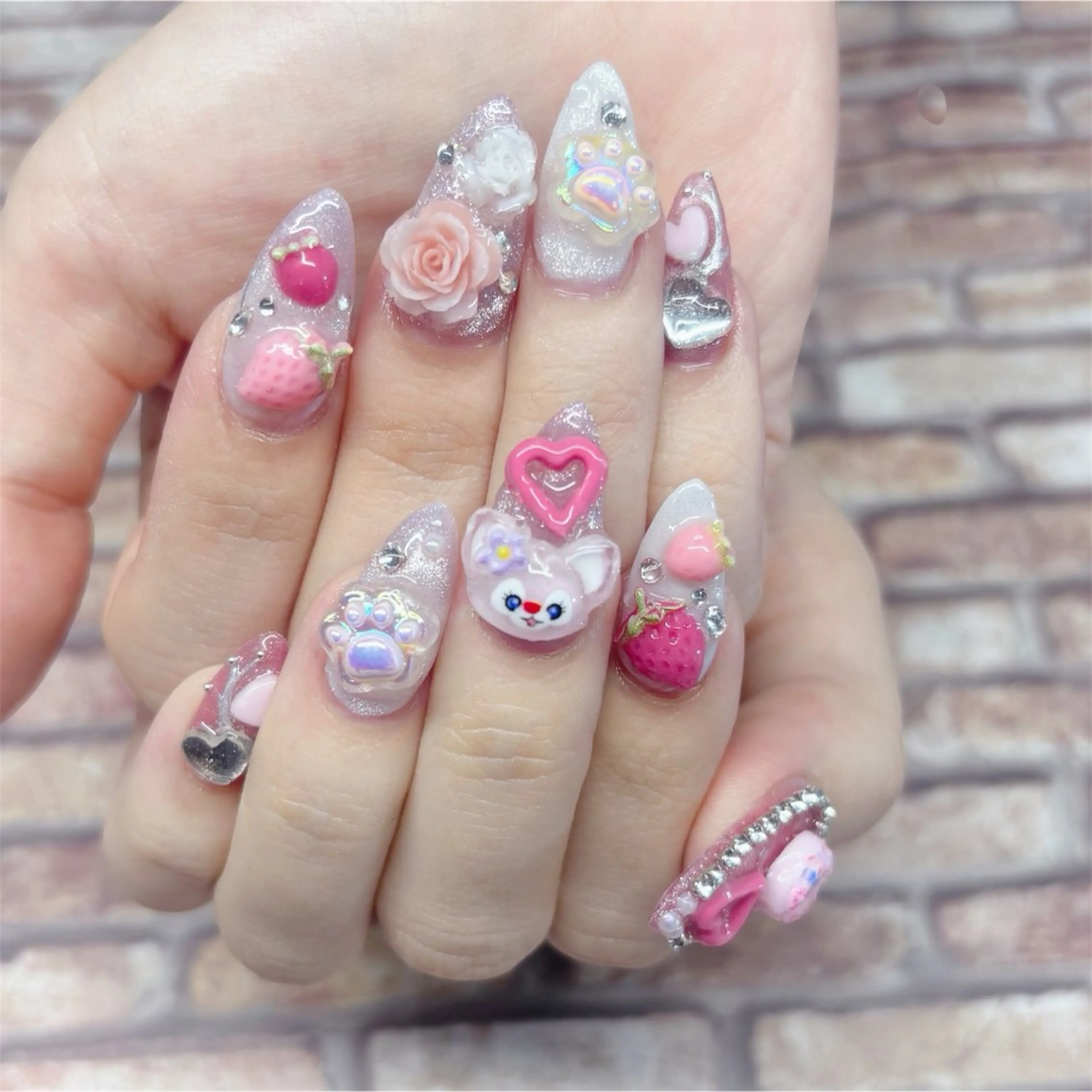 ネイル アートネイル MYu Beauty Salon  MAIのネイルデザイン