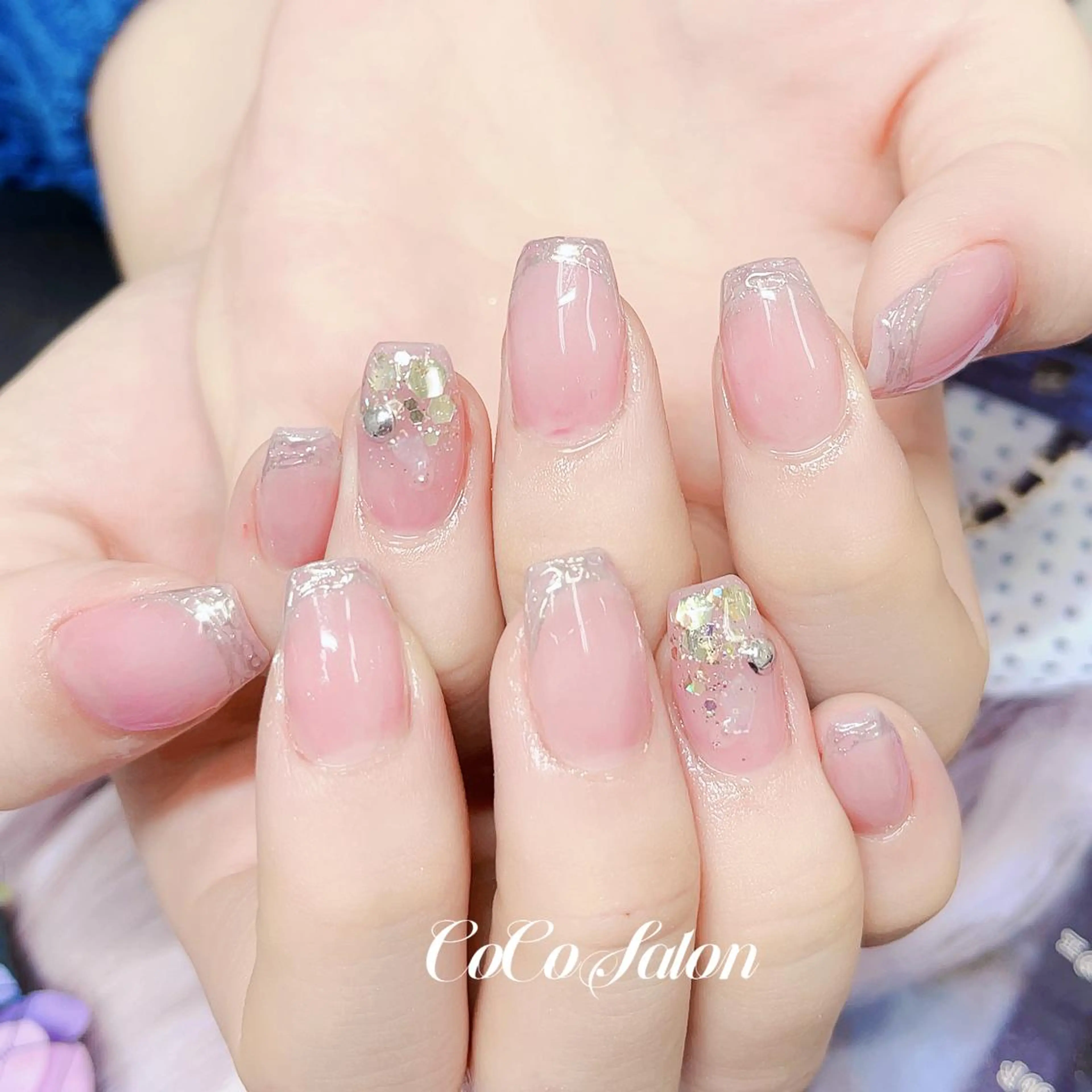 ネイル オーロラネイル 入学式 長さ出し フレンチネイル ジェルネイル ハンドネイル CoCoSalon ネイル/まつ毛予約のネイルデザイン