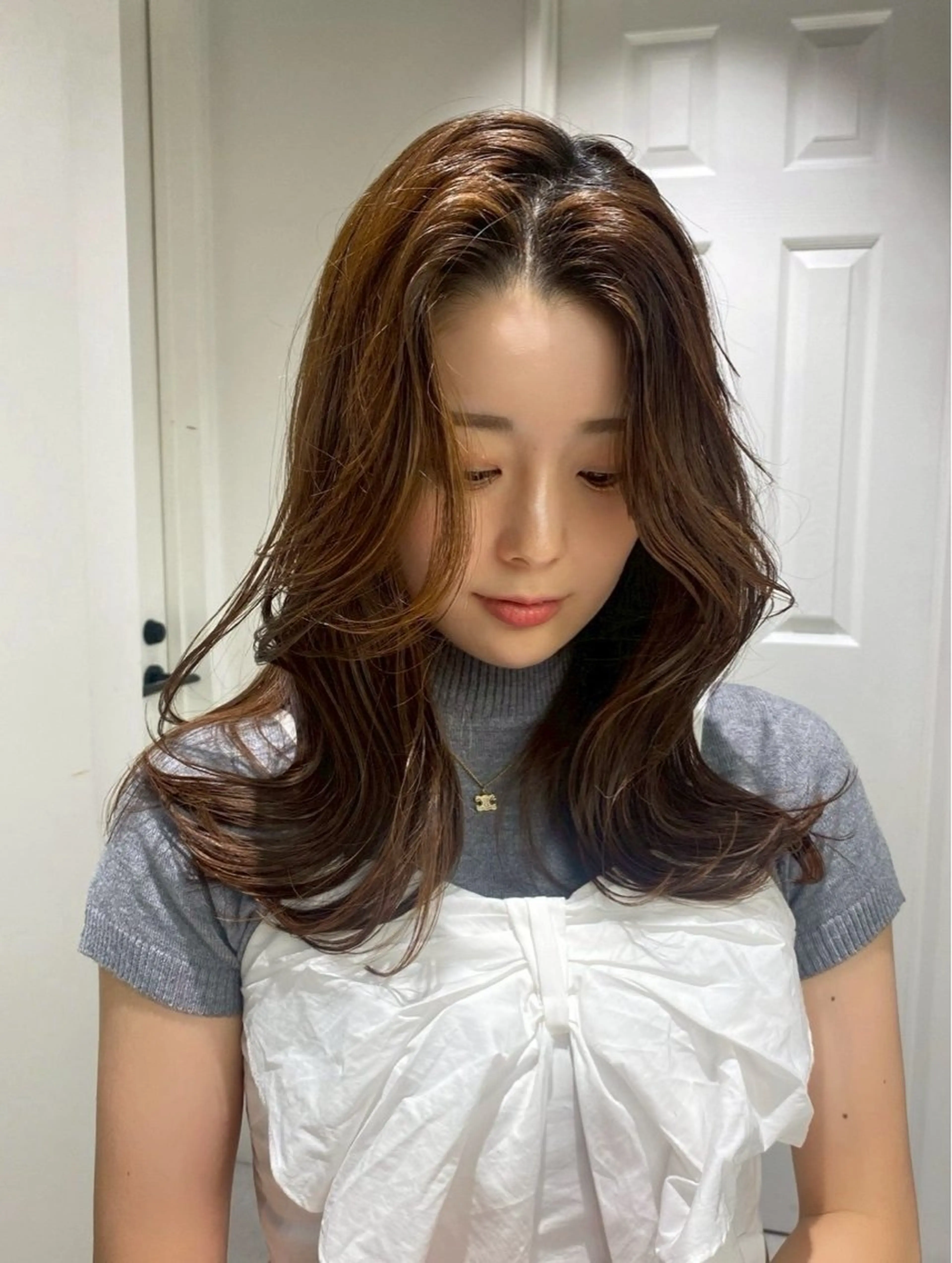 カラー ブリーチ ケアブリーチ デザインカラー ダブルカラー イヤリングカラー 酸性ストレート /ハイトーン/つばさのヘアスタイル