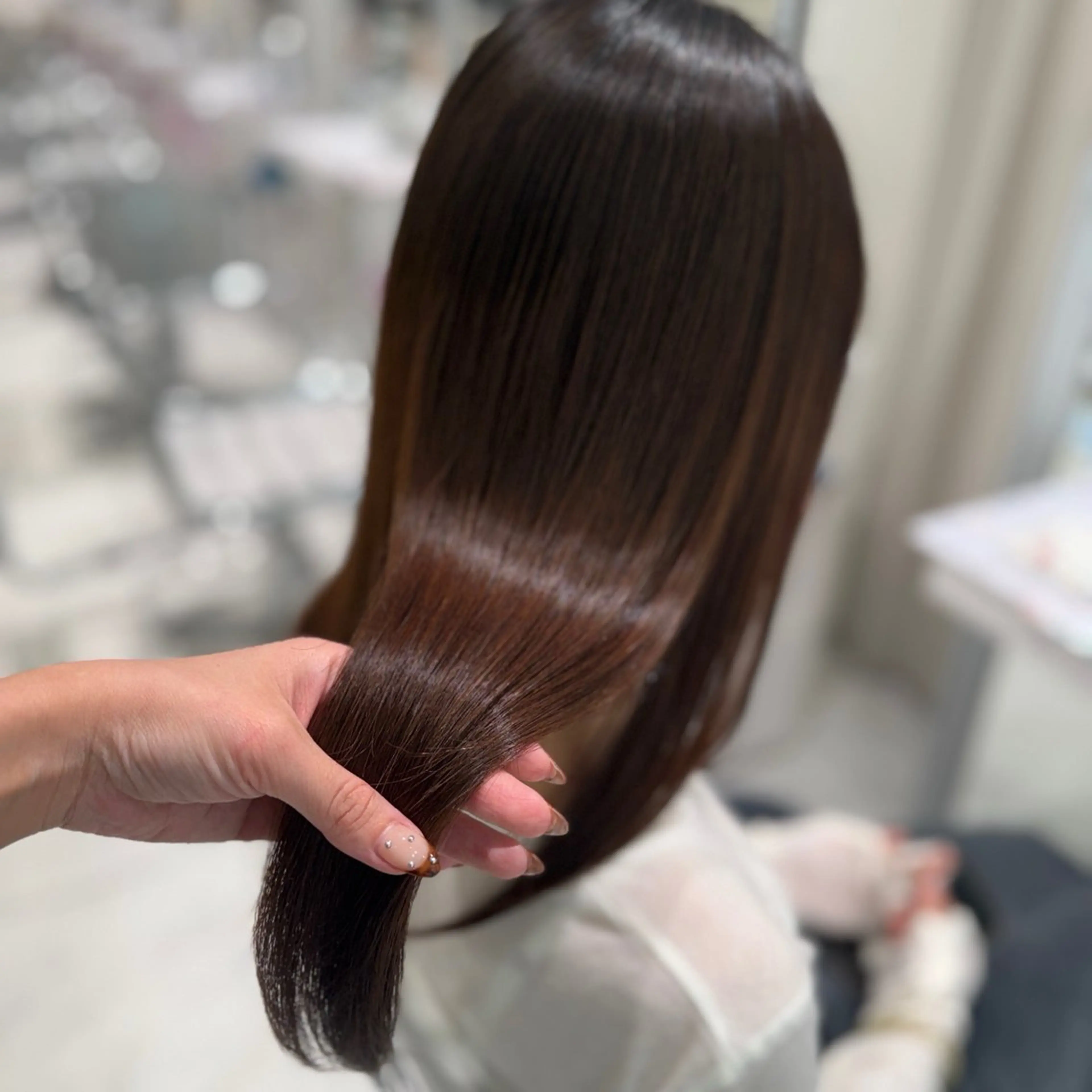 セミロング 縮毛矯正 韓国スタイル🇰🇷 児島葉月のヘアスタイル