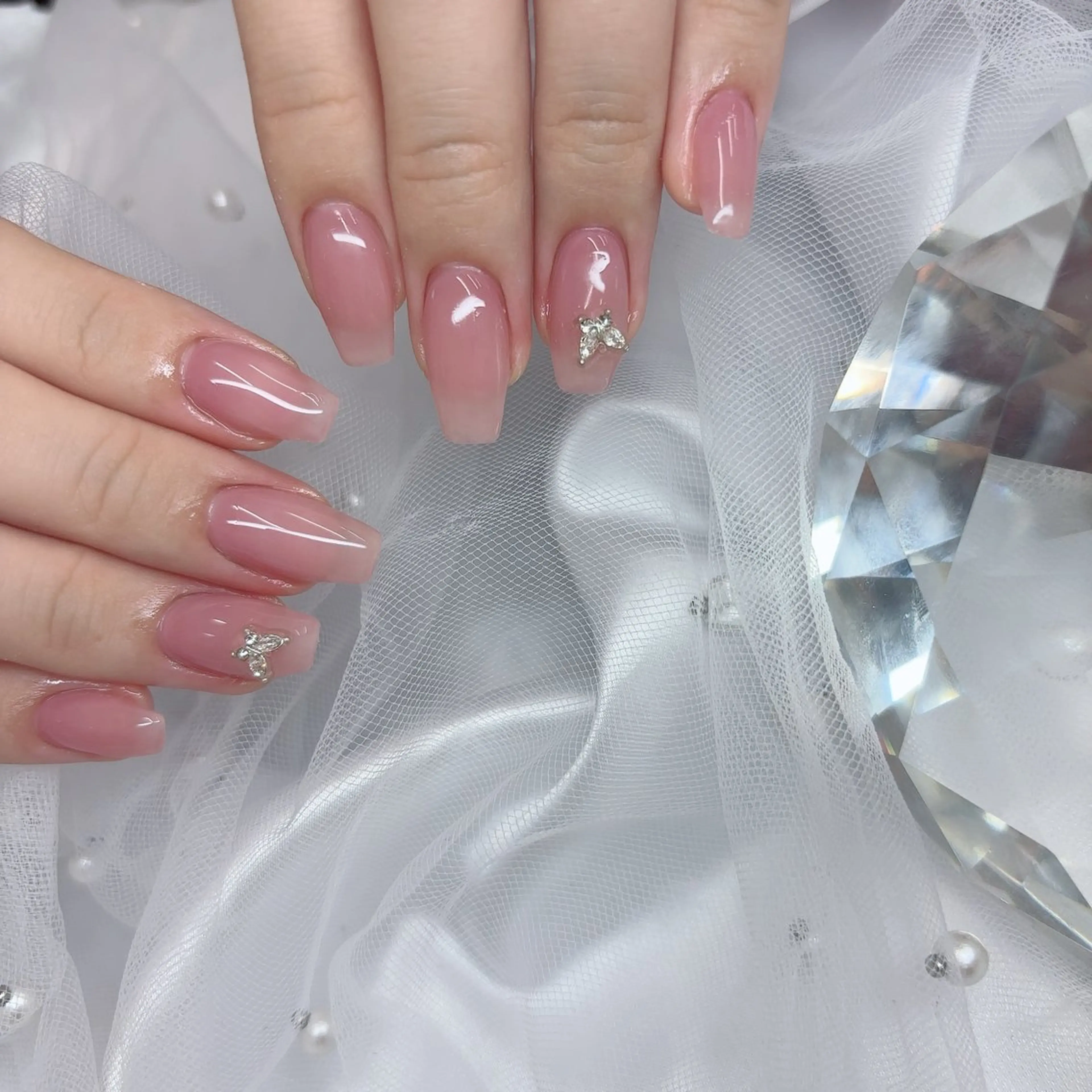 ネイル オーロラネイル フットネイル フレンチネイル ガラスフレンチ 氷ネイル・うるうるネイル ハンドネイル Lance nailのネイルデザイン