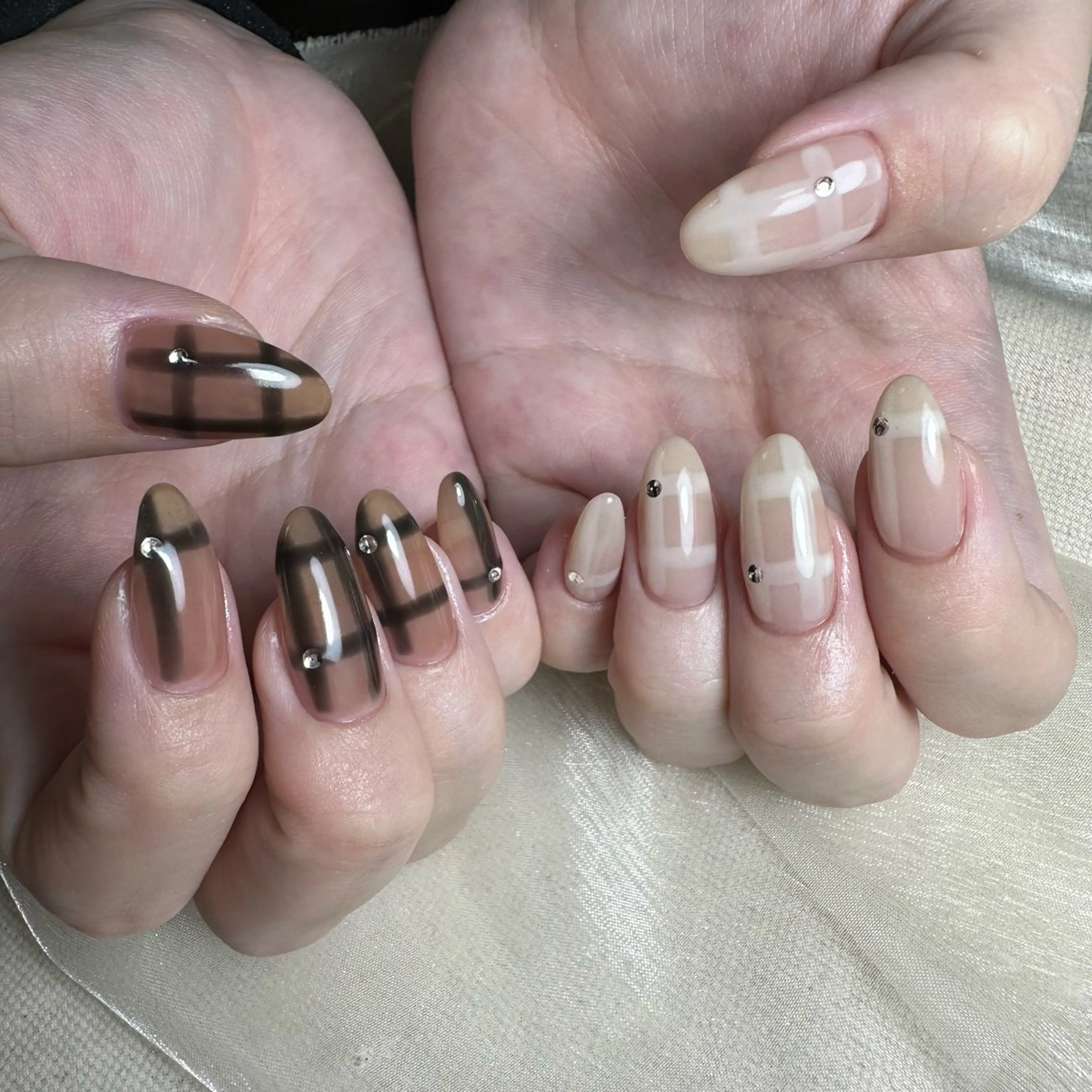 ネイル ハンドネイル 里見 麗のネイルデザイン