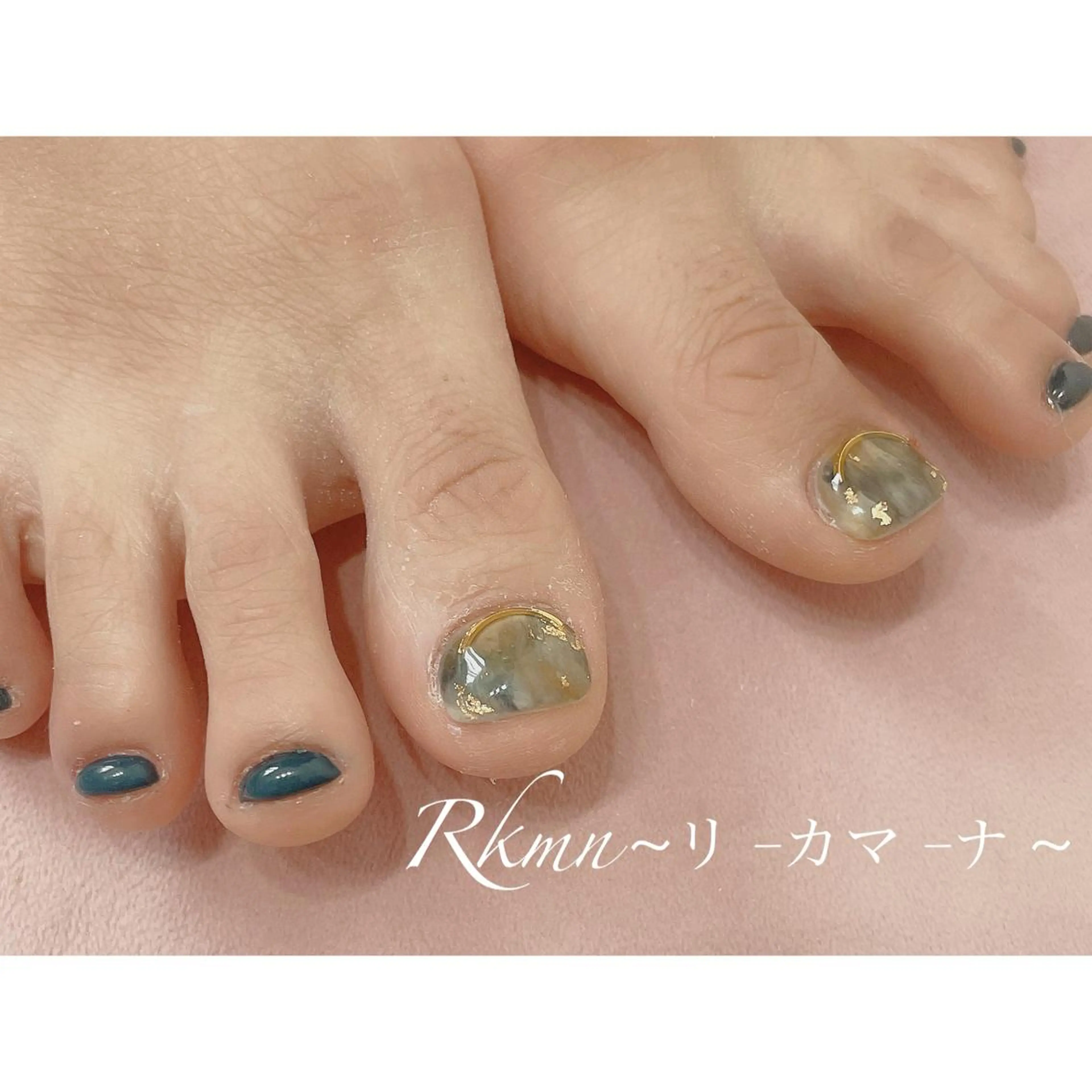 ネイル アートネイル フットネイル グリーン ニュアンスネイル 春ネイル ハンドネイル フットネイル ハンドケア Rkmn ~リ-カマ-ナ~のネイルデザイン