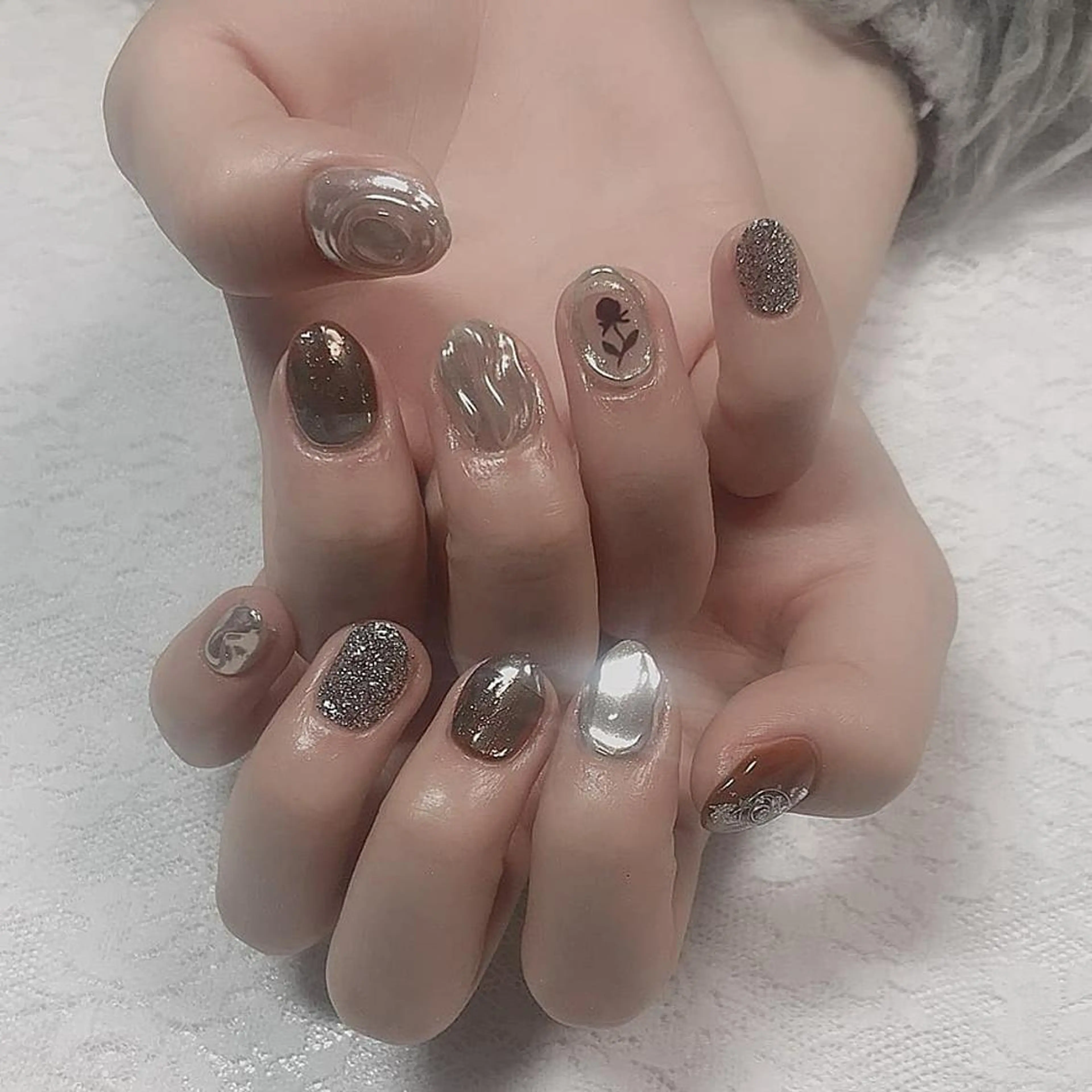 ネイル ミラーネイル ハンドネイル ハンドケア lylynail YUUKAのネイルデザイン