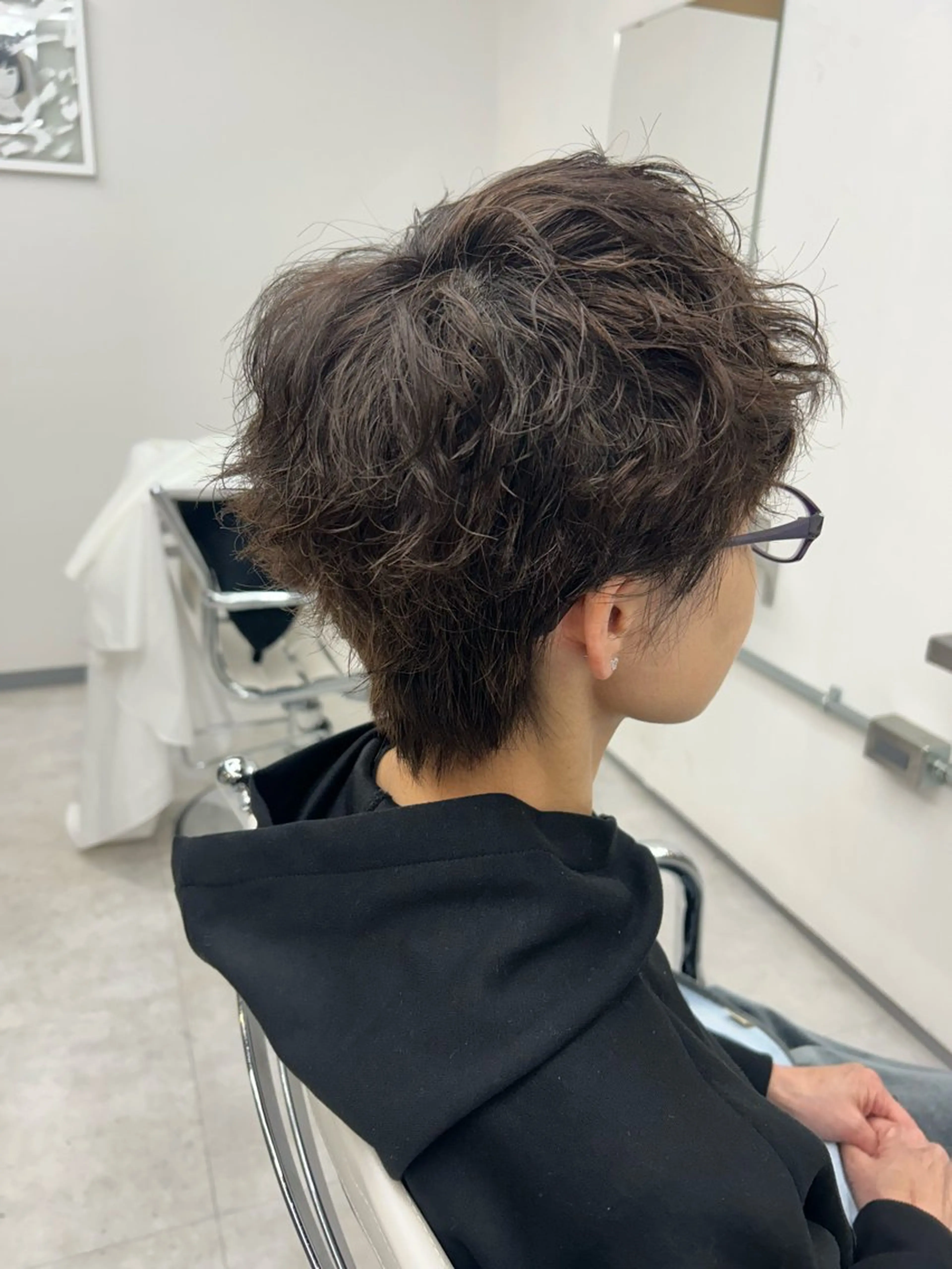 ショート パーマ 田口 莉奈のヘアスタイル