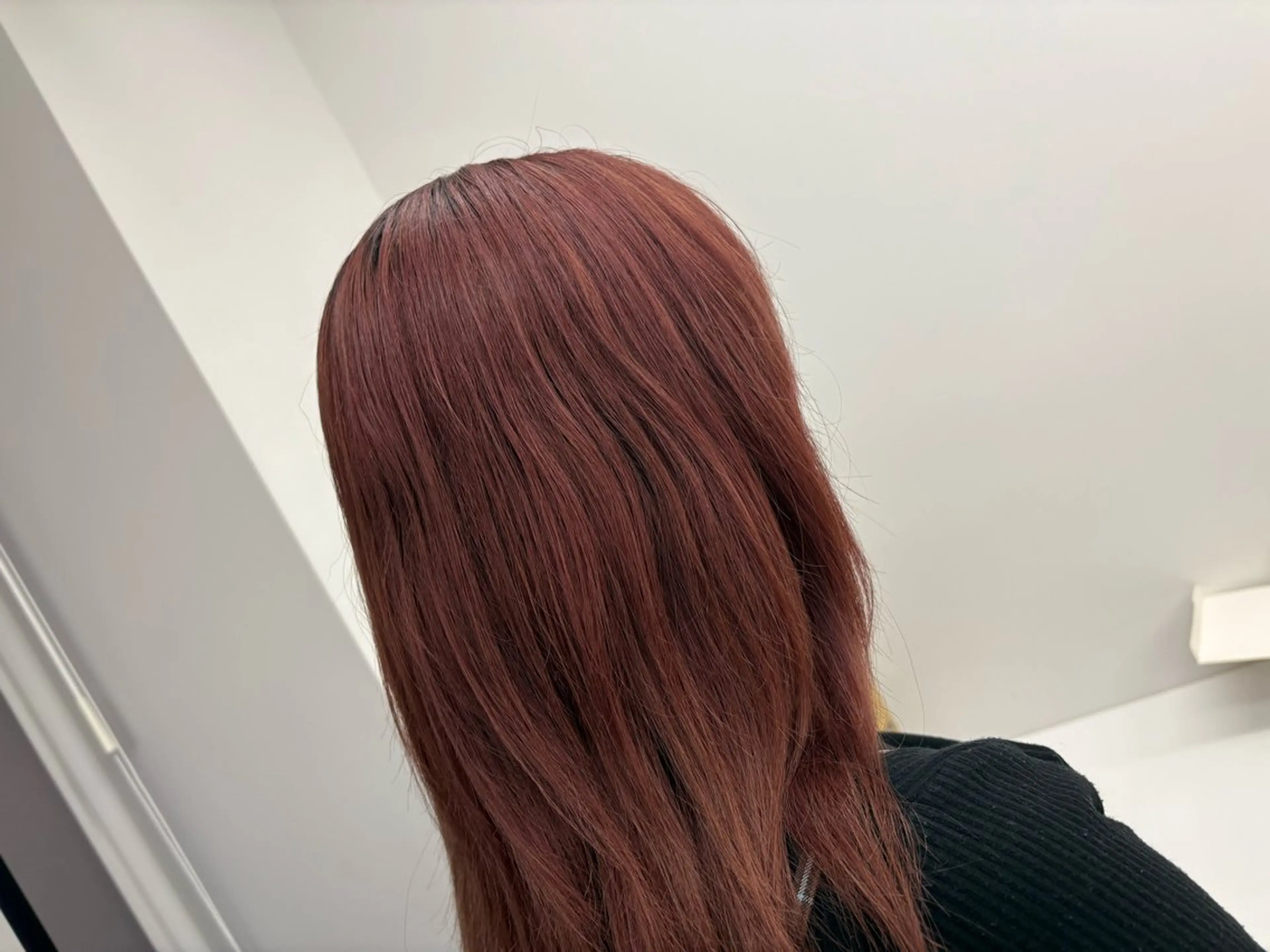 カラー 板橋 凜々花のヘアスタイル
