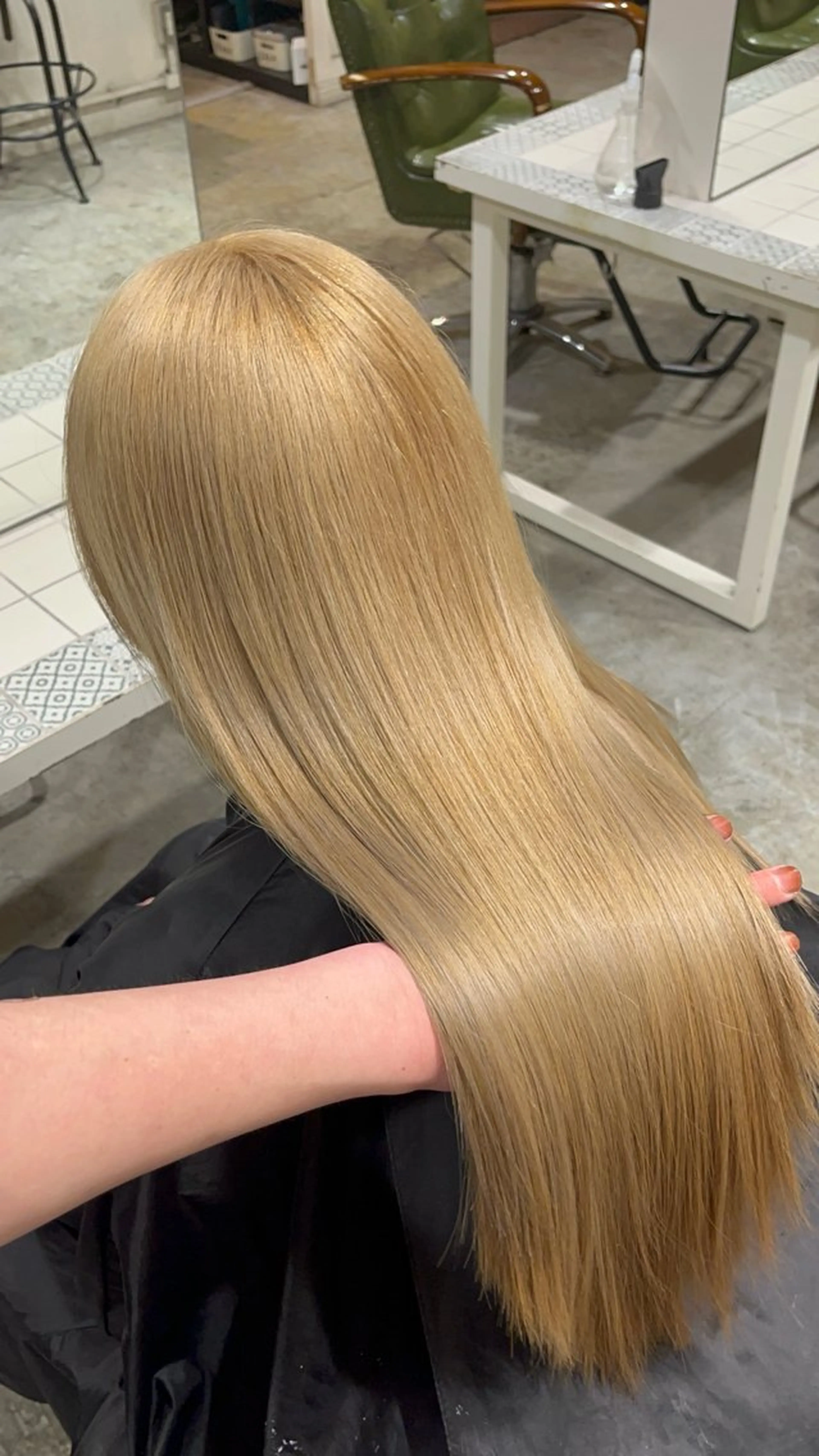 ミディアム カラー ヘアアレンジ ヘアカラー トリートメント 菅宮 皐のヘアスタイル