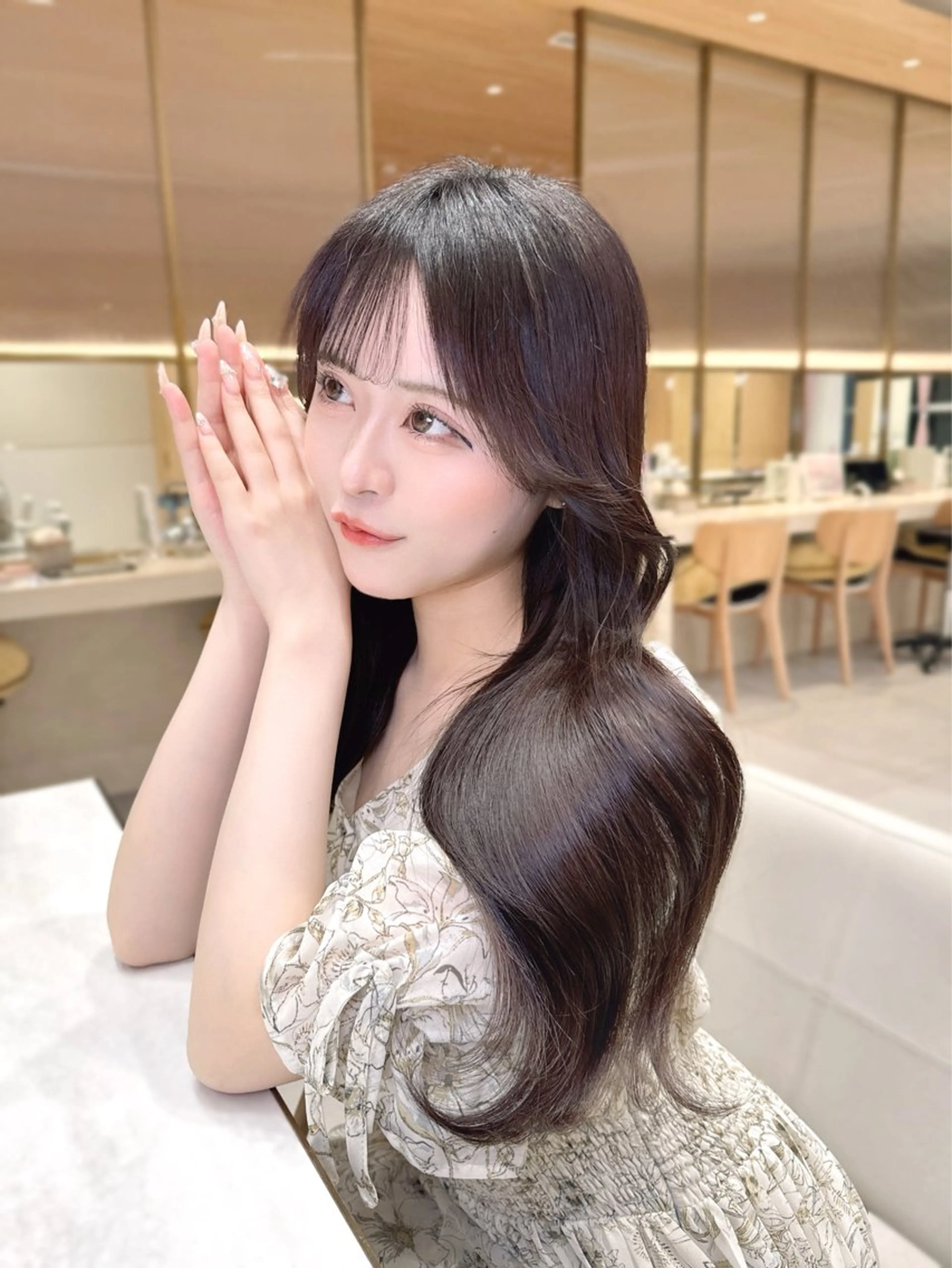 セミロング カラー カット ヘアカラー トリートメント ヘッドスパ ヘアセット 韓国ヘア/レイヤー/ 顔まわり/りょーとのヘアスタイル