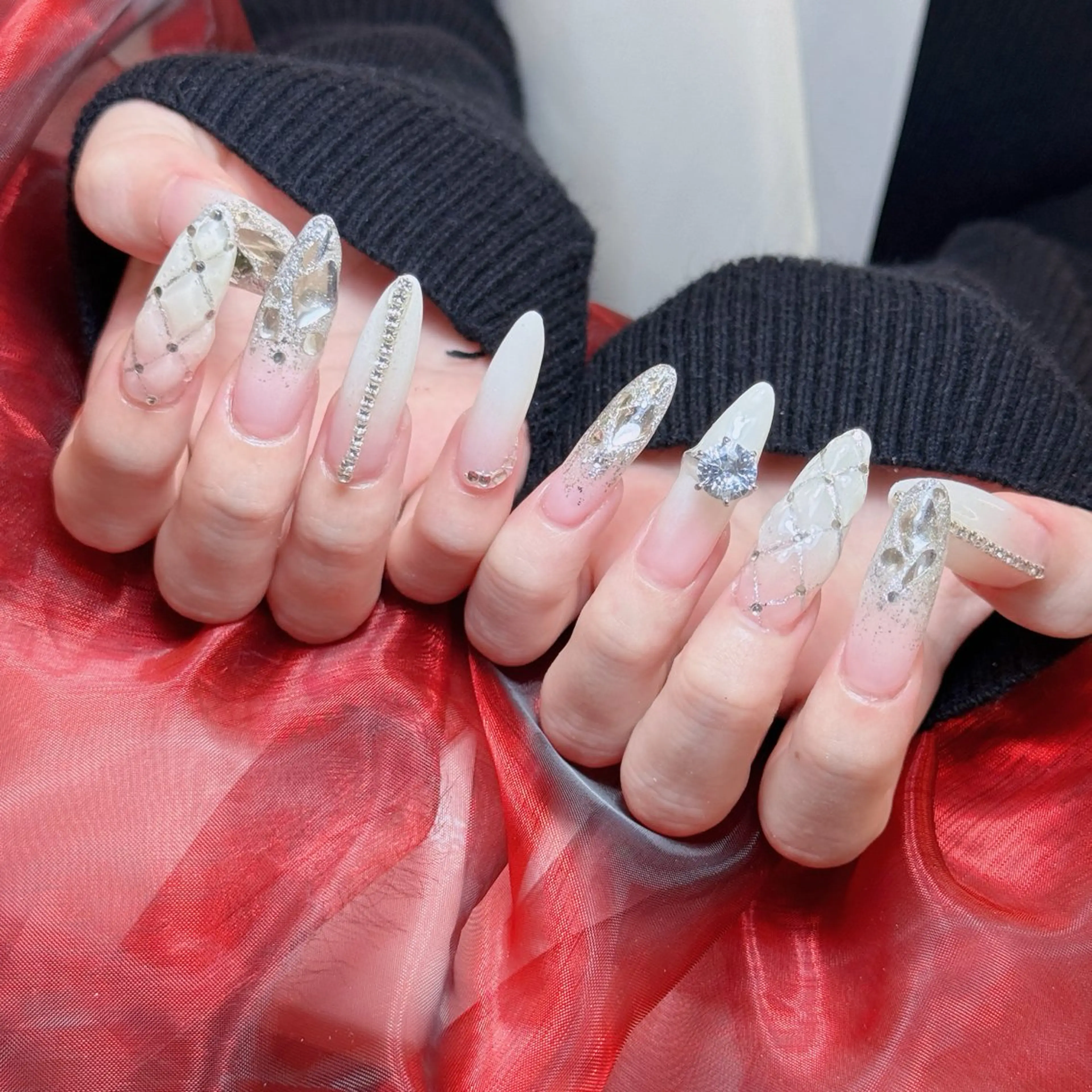 ネイル チークネイル フレンチネイル ジェルネイル ガラスフレンチ 韓国ネイル Anh 歌舞伎町のネイルデザイン