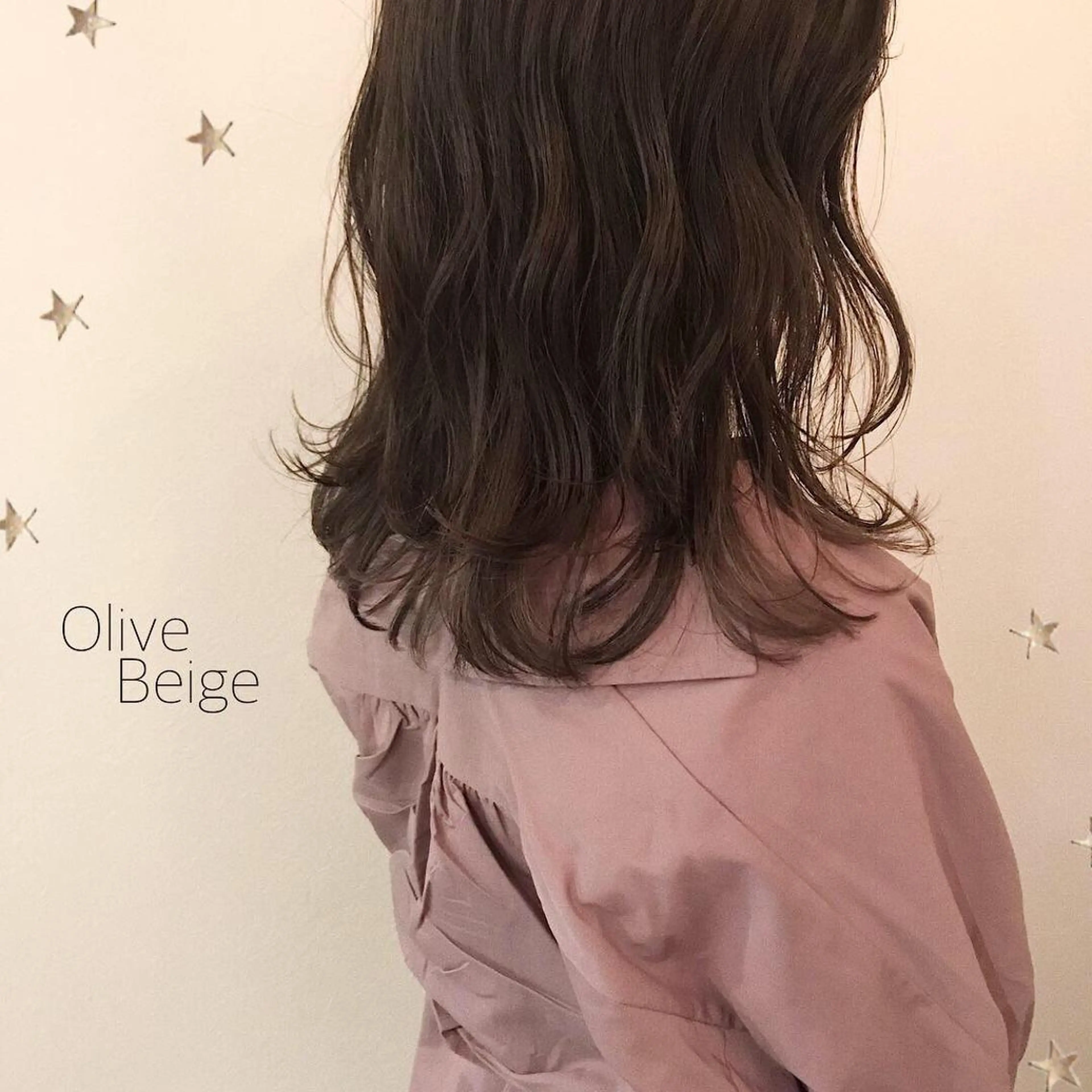 セミロング カラー 市川 千夏のヘアスタイル