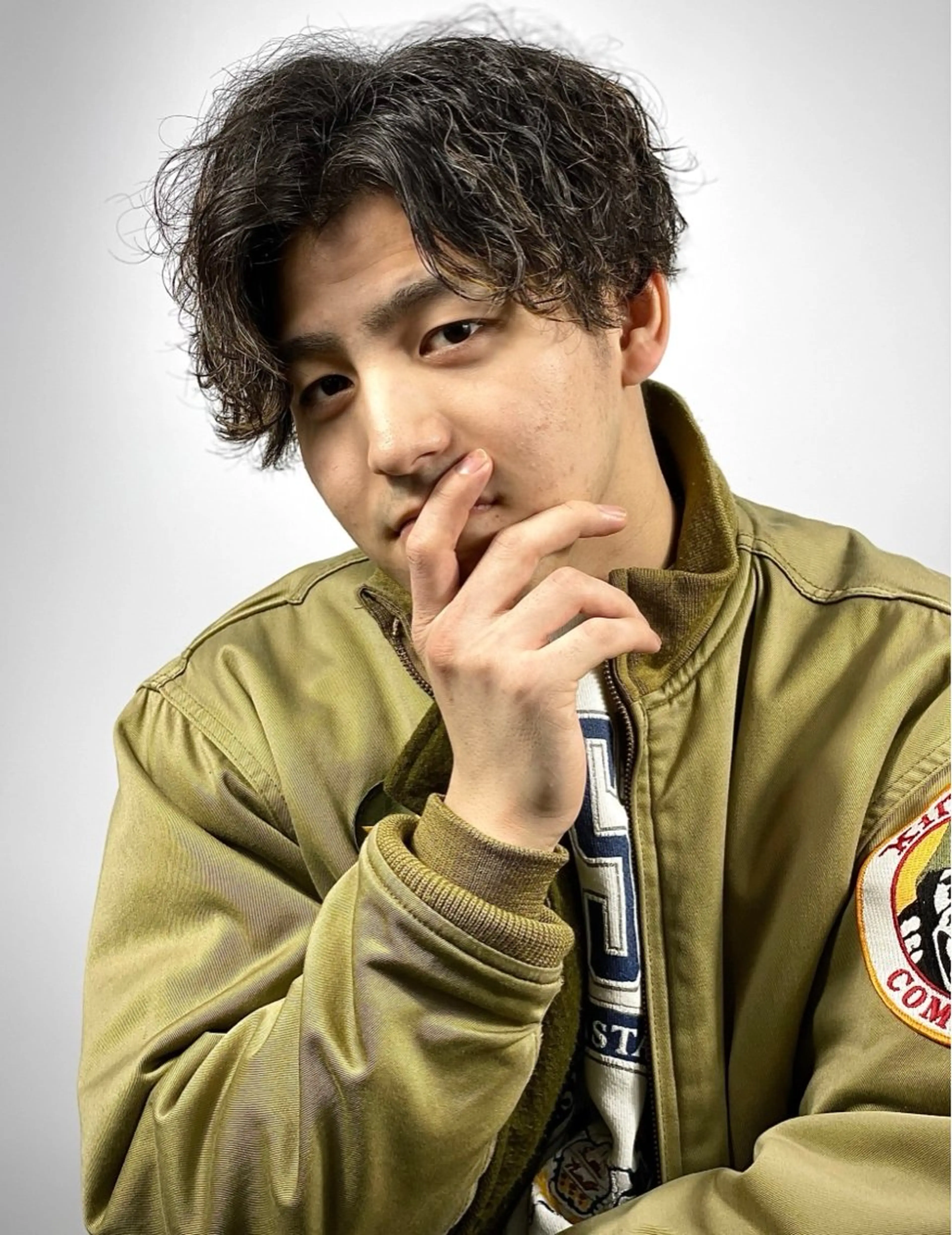 ミディアム パーマ 渡邉 慎⚠︎注意事項必読のヘアスタイル