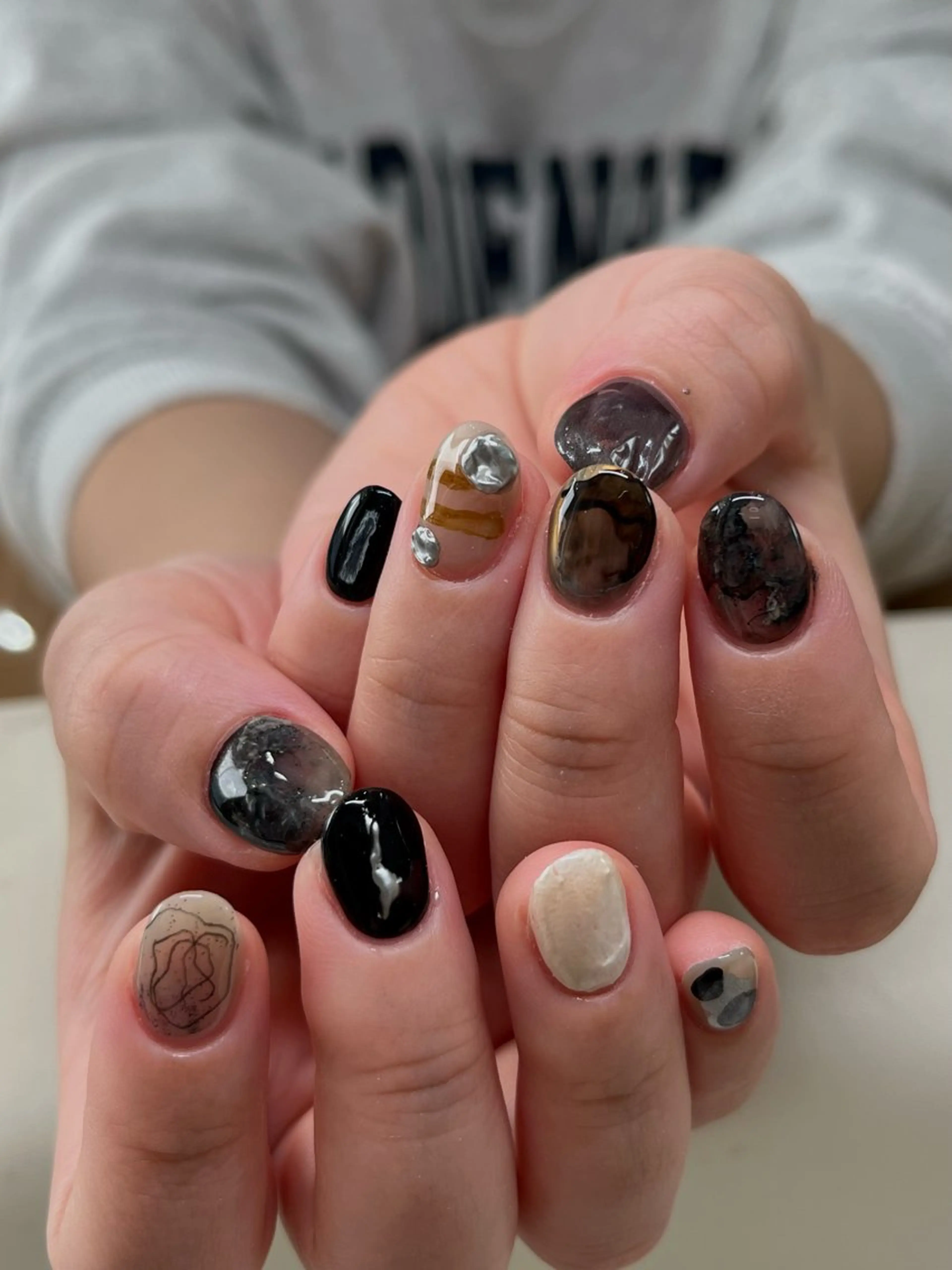 ネイル LETTER_& SAKIのネイルデザイン