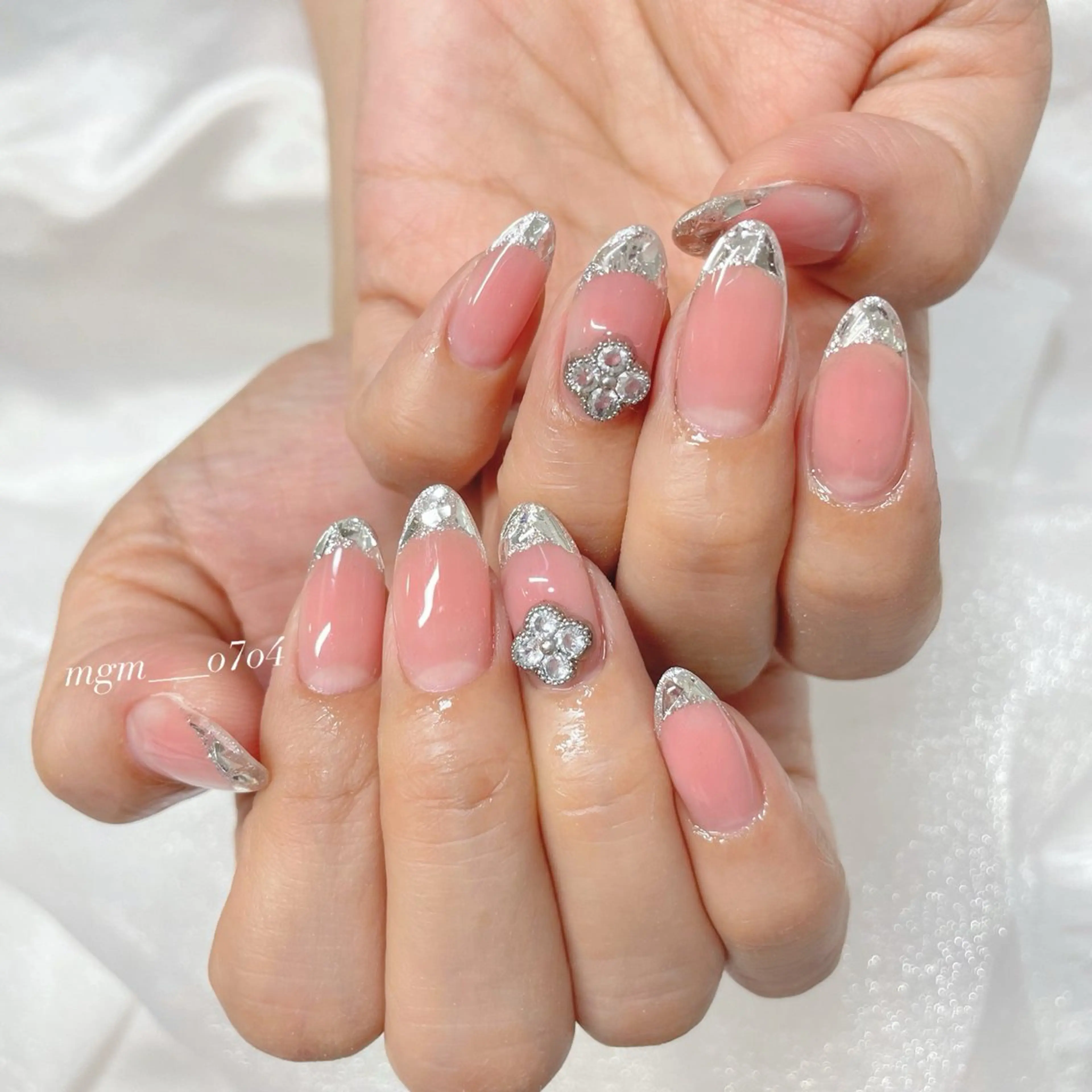 ネイル ハンドネイル ハンドケア MoON...❤︎ MeGuのネイルデザイン