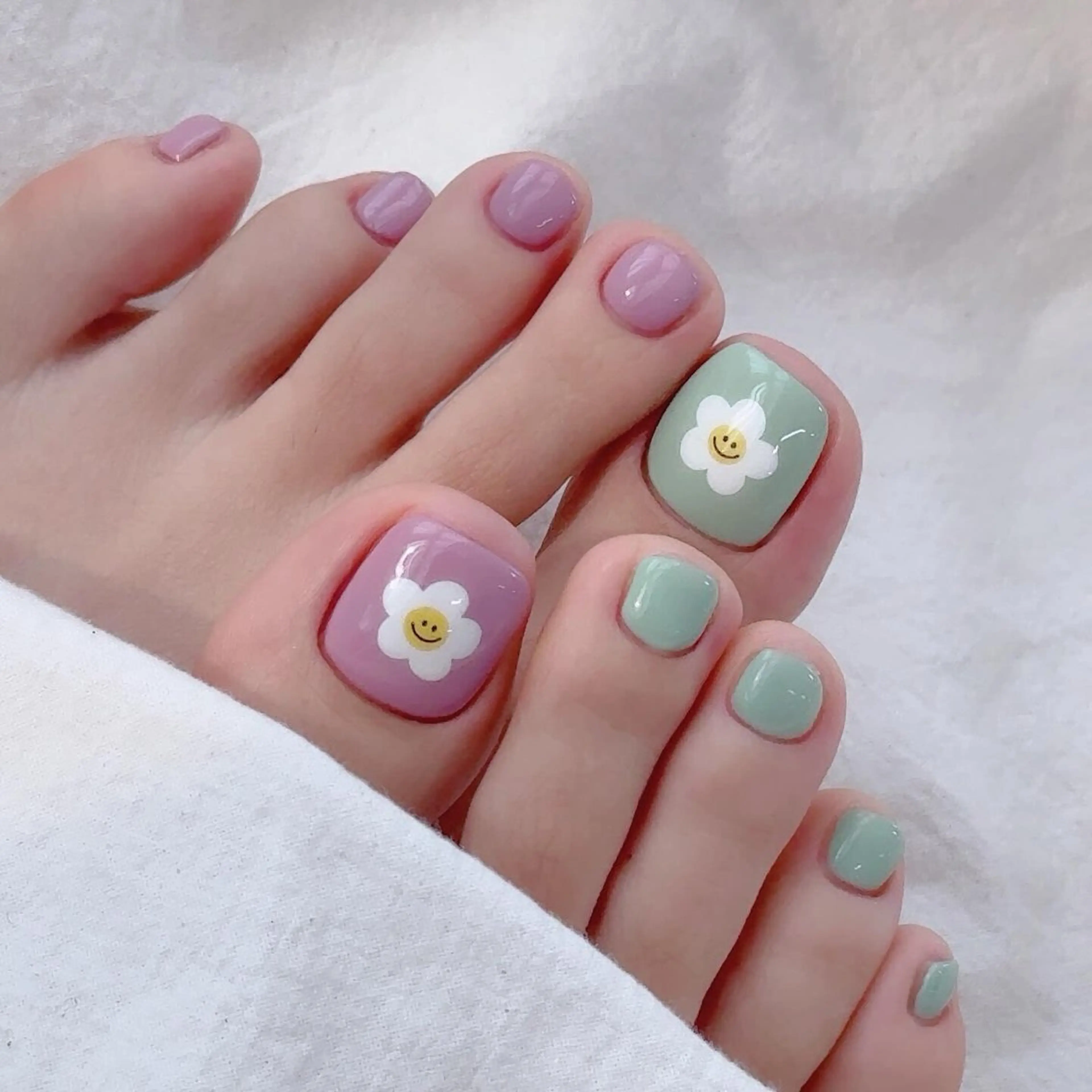 ネイル FuFu.Nail 2️⃣番のネイルデザイン