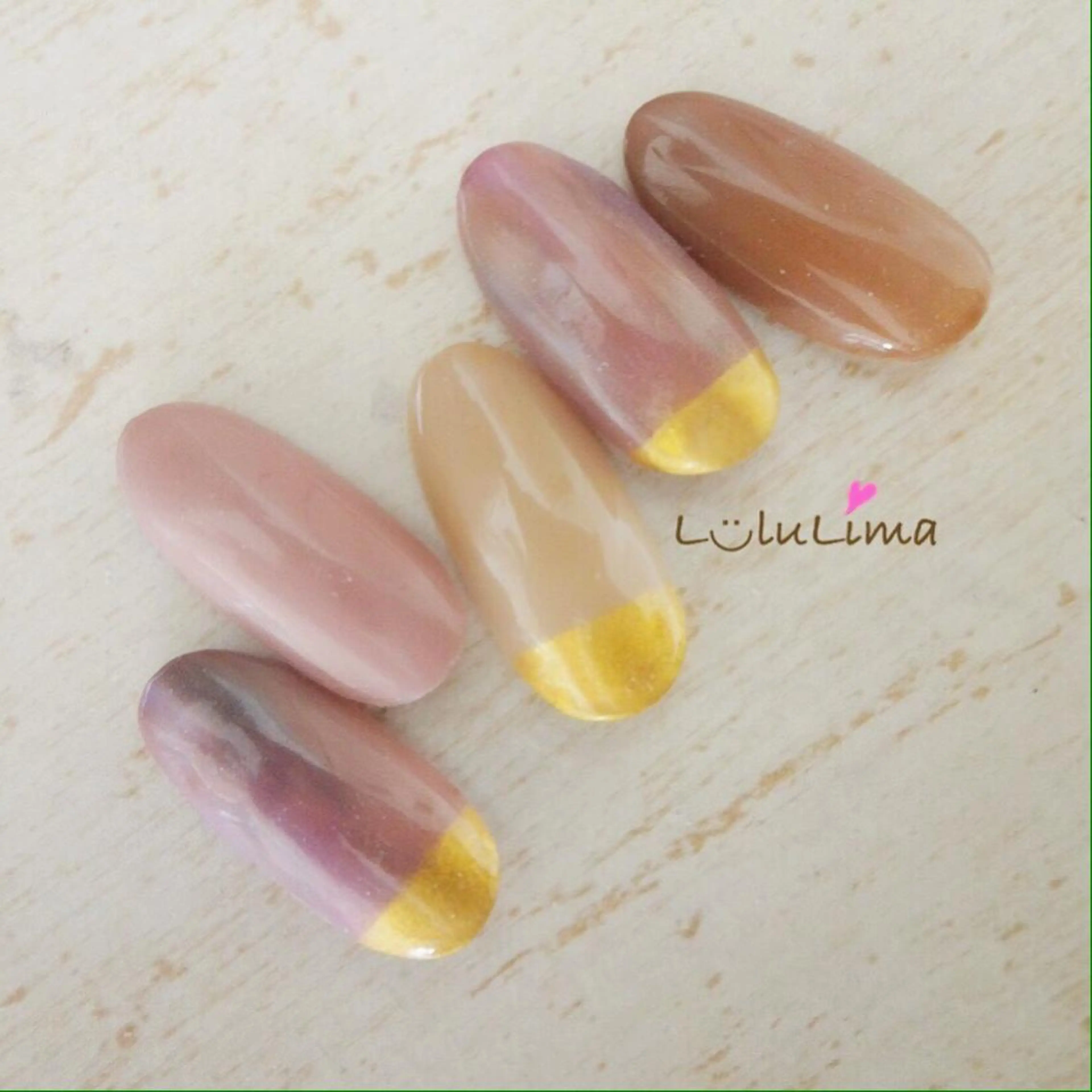 ネイル ニュアンスネイル Nail's LuluLimaのネイルデザイン